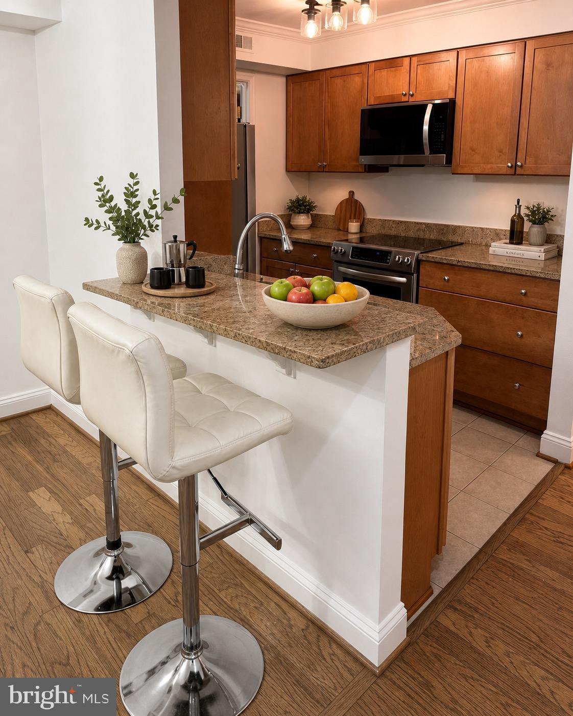 INVERNESS KNOLLS - Residential