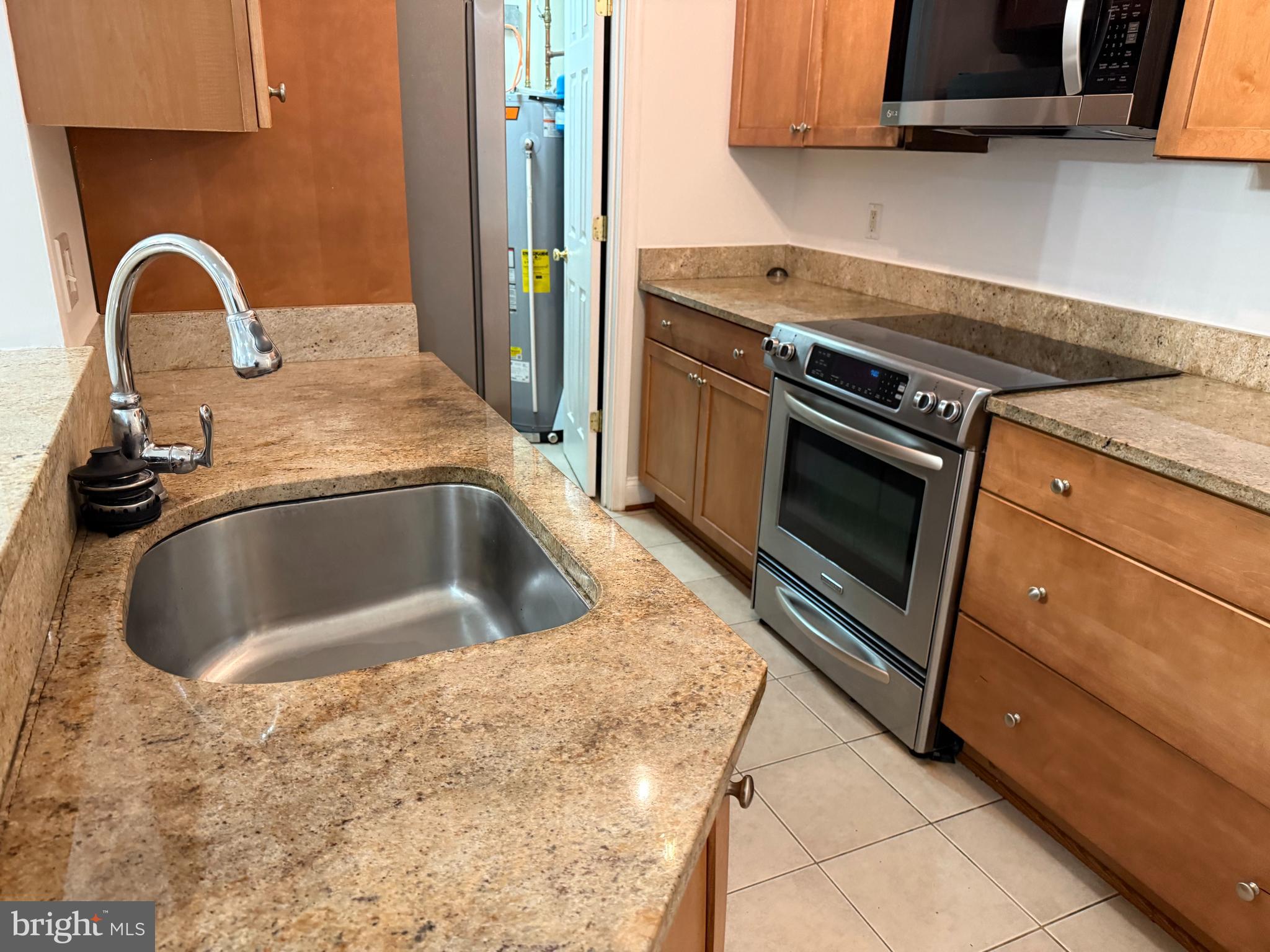 INVERNESS KNOLLS - Residential