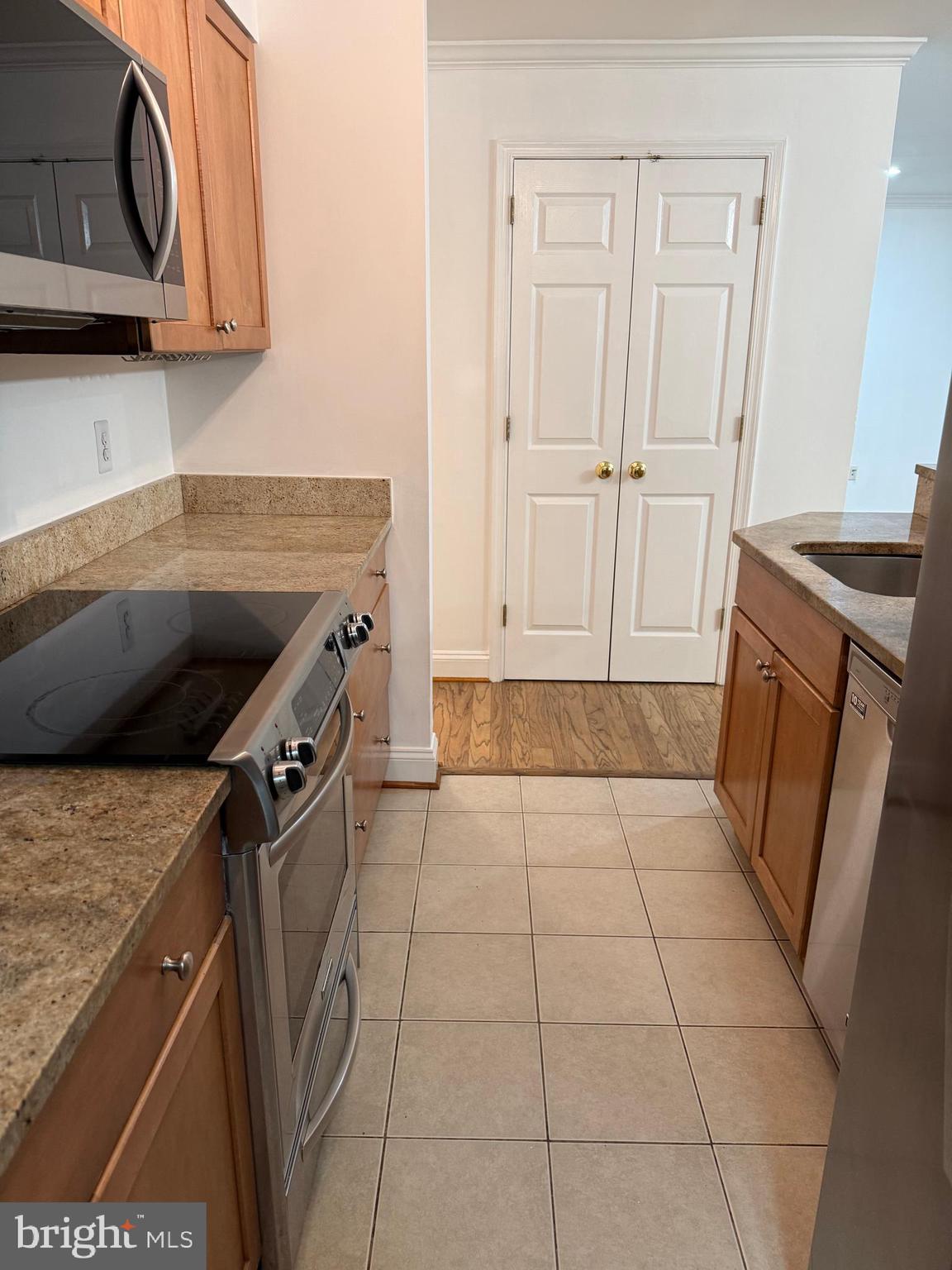 INVERNESS KNOLLS - Residential