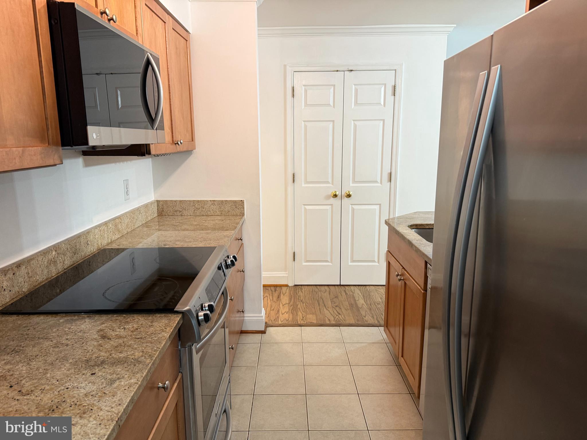 INVERNESS KNOLLS - Residential