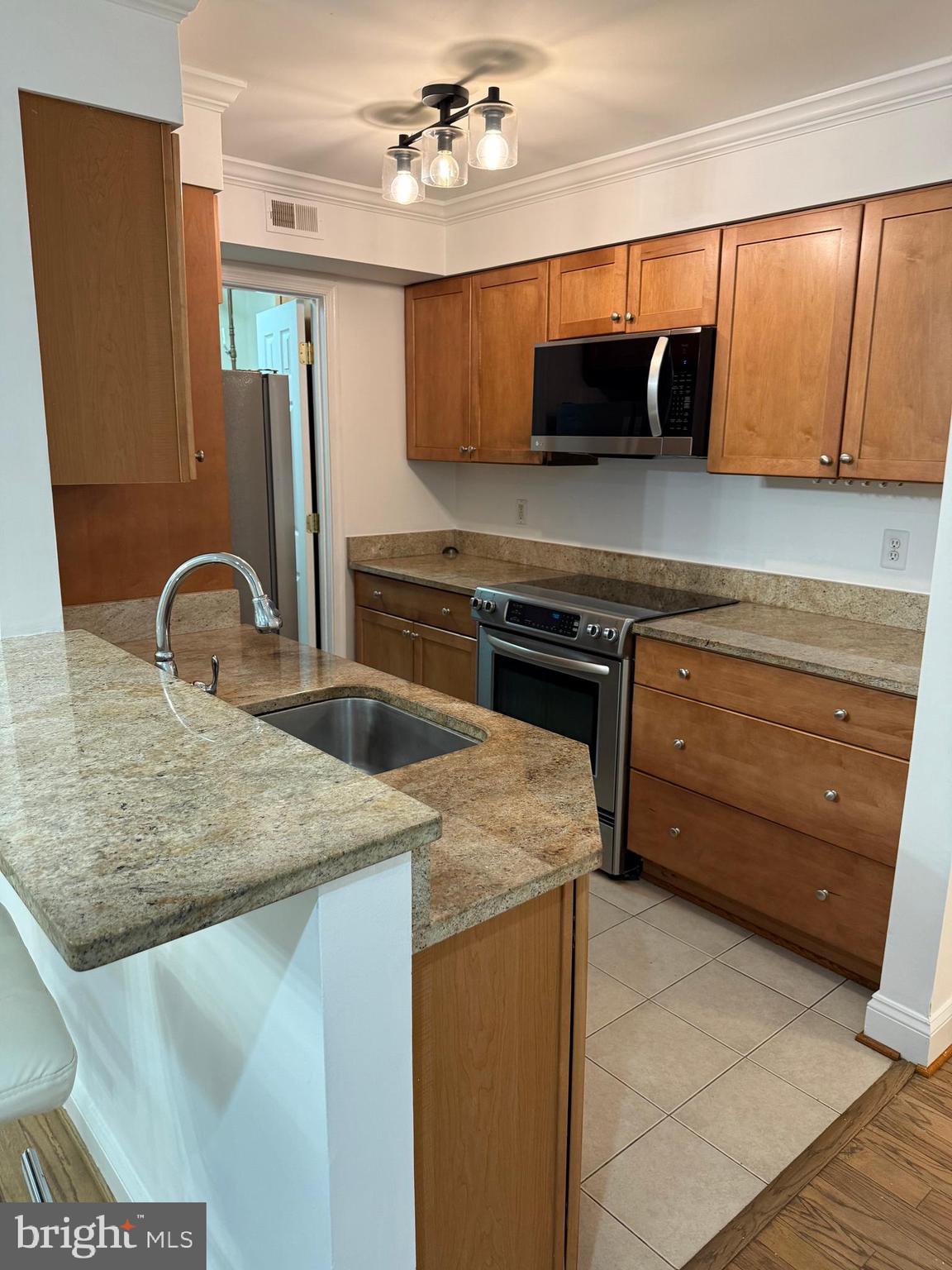 INVERNESS KNOLLS - Residential