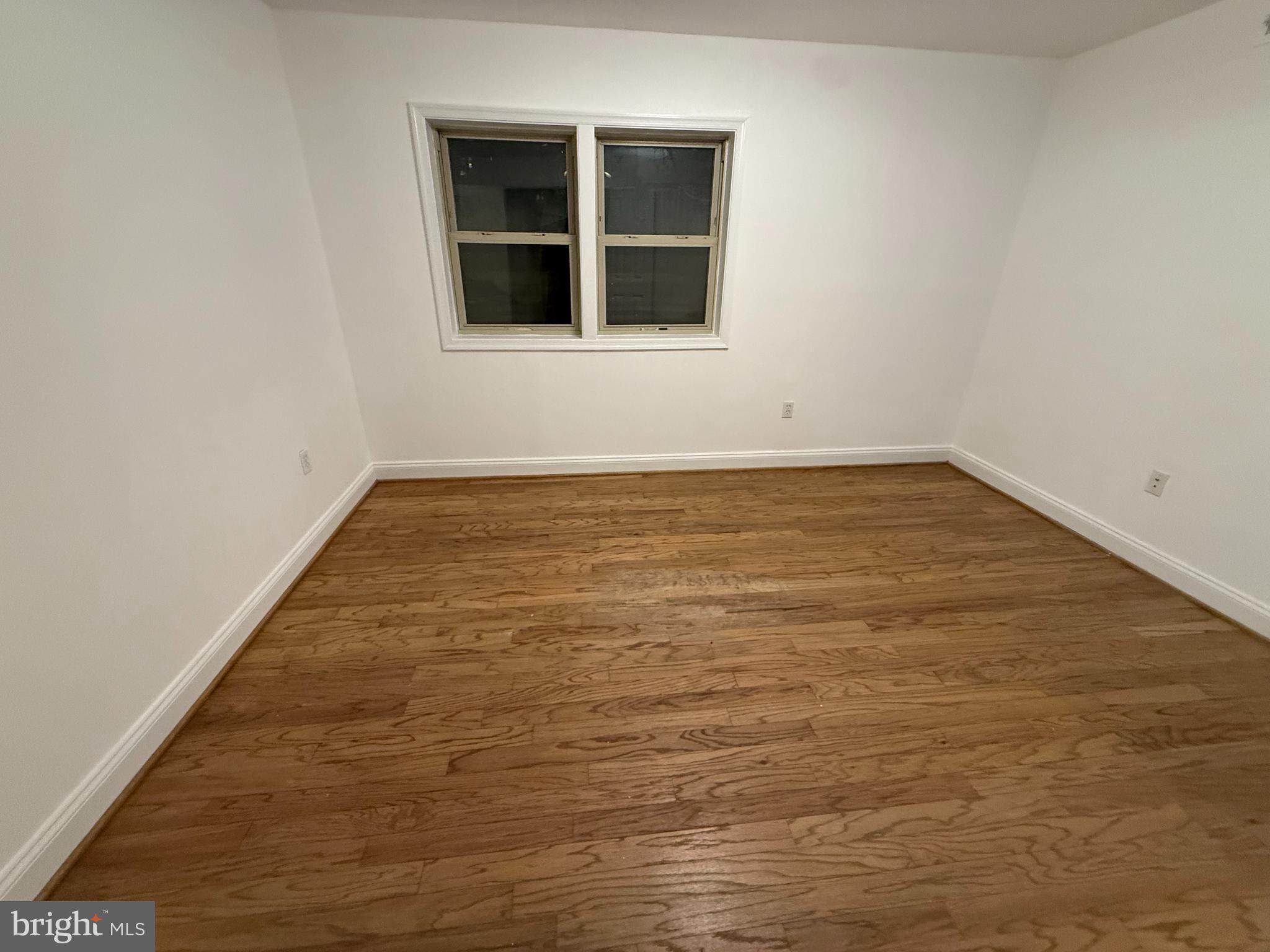 INVERNESS KNOLLS - Residential