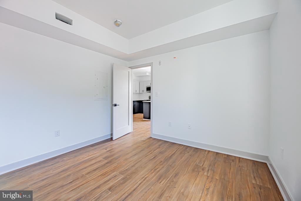 ROXBOROUGH - Residential Lease