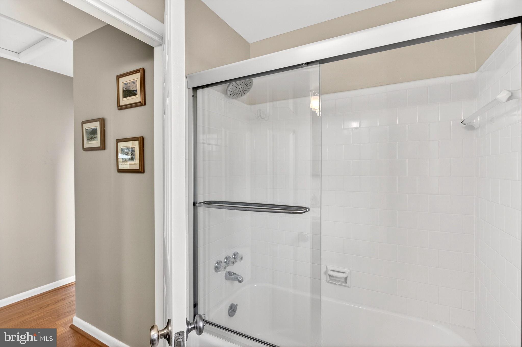 SHETLAND HILLS - Residential