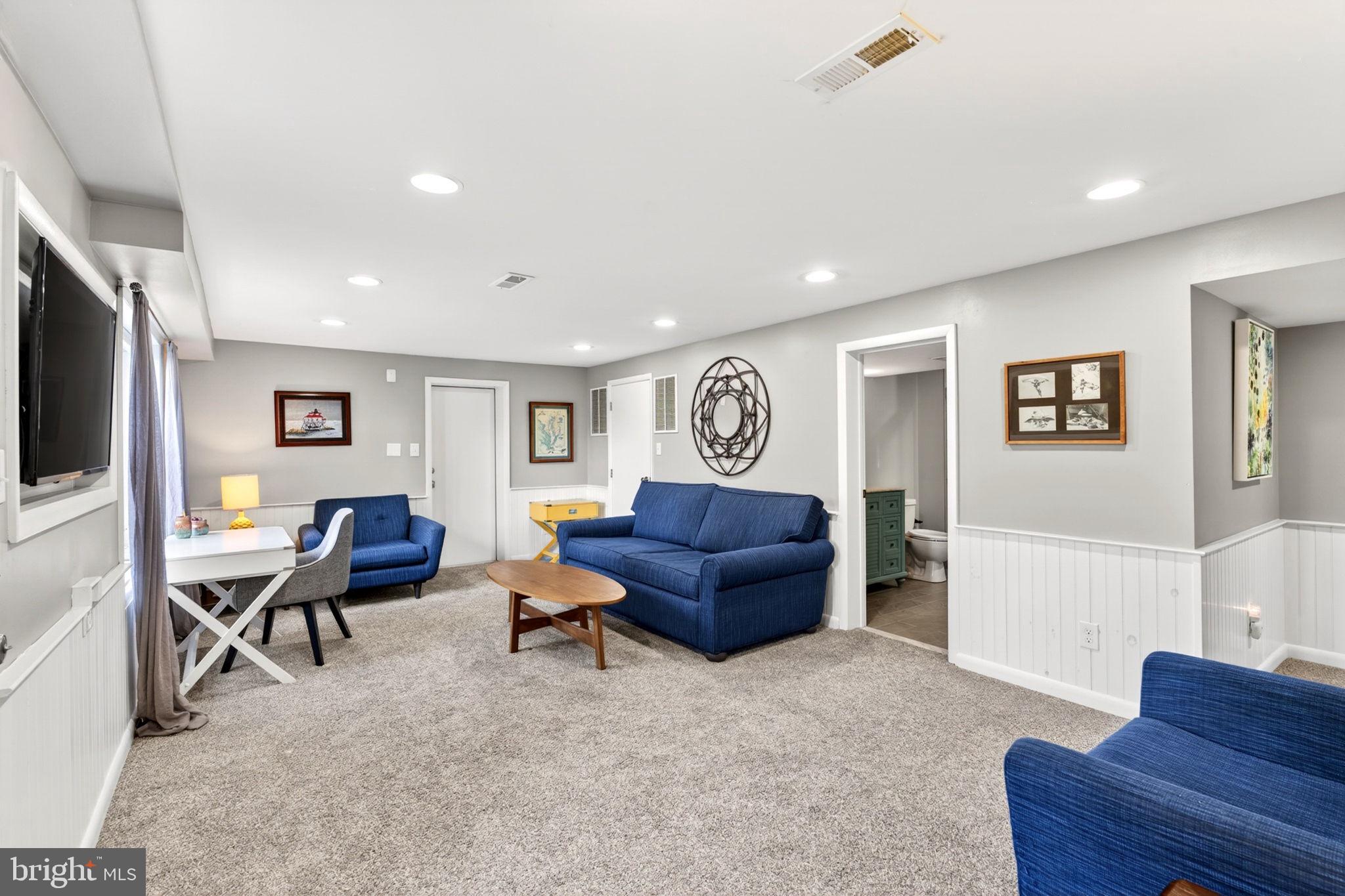 SHETLAND HILLS - Residential