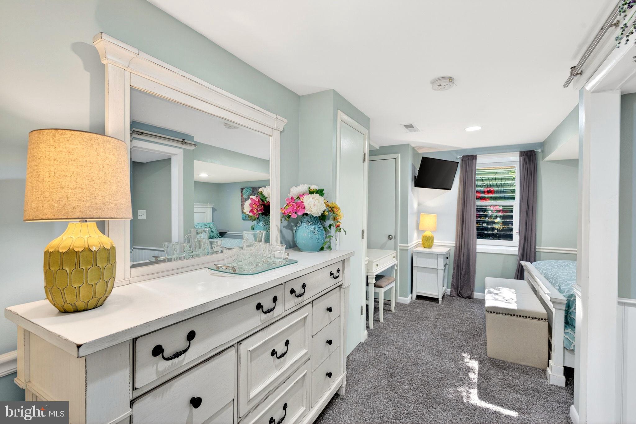 SHETLAND HILLS - Residential