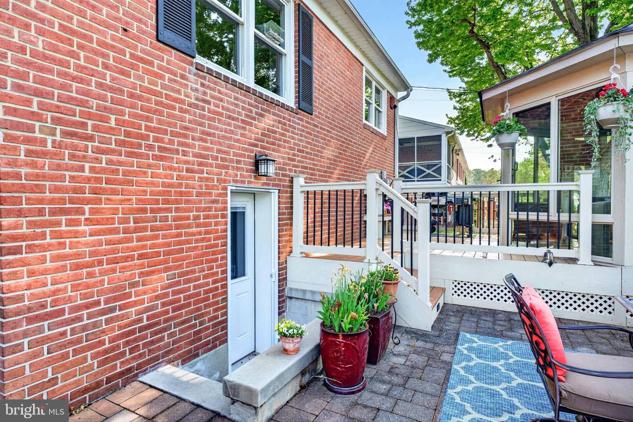 SHETLAND HILLS - Residential