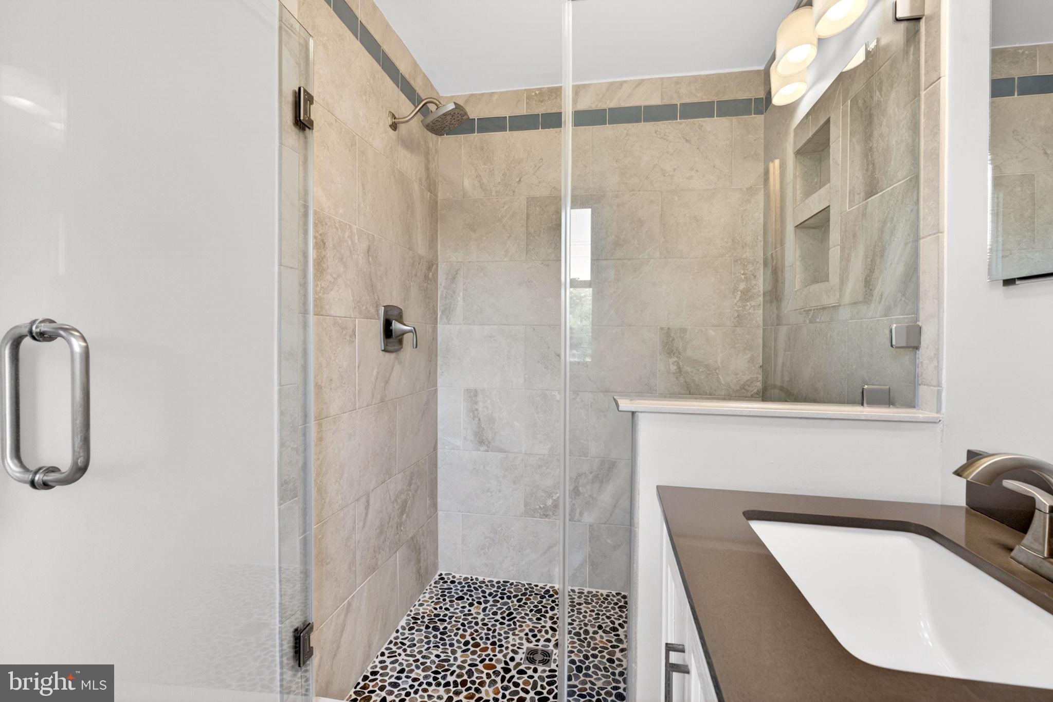 SHETLAND HILLS - Residential