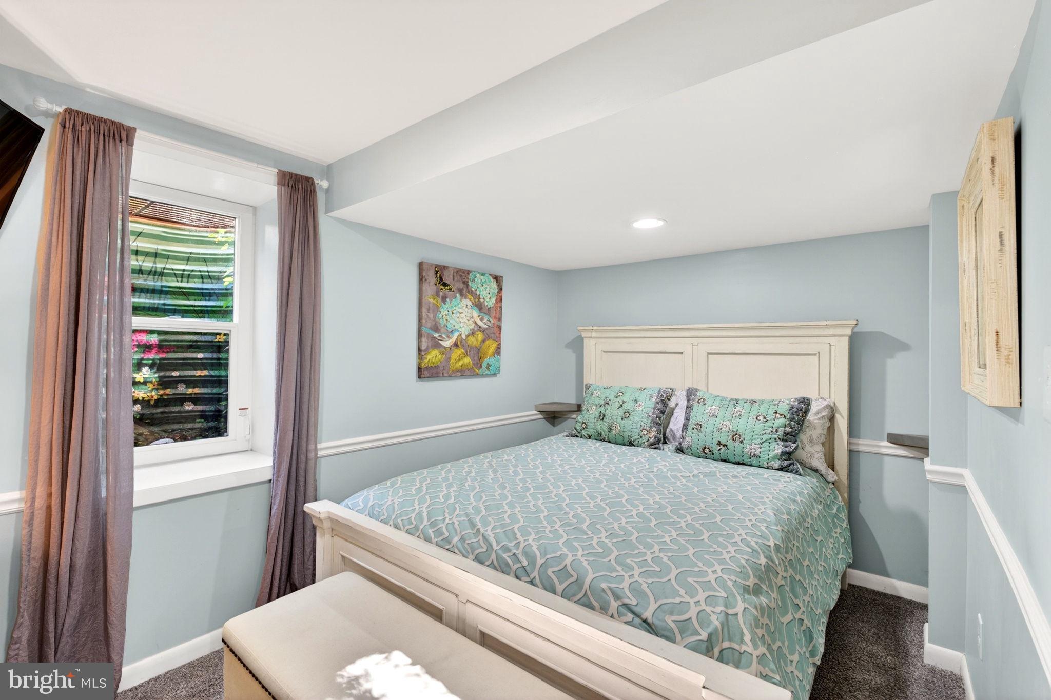 SHETLAND HILLS - Residential