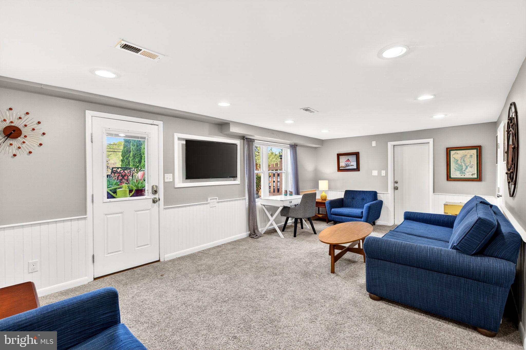 SHETLAND HILLS - Residential