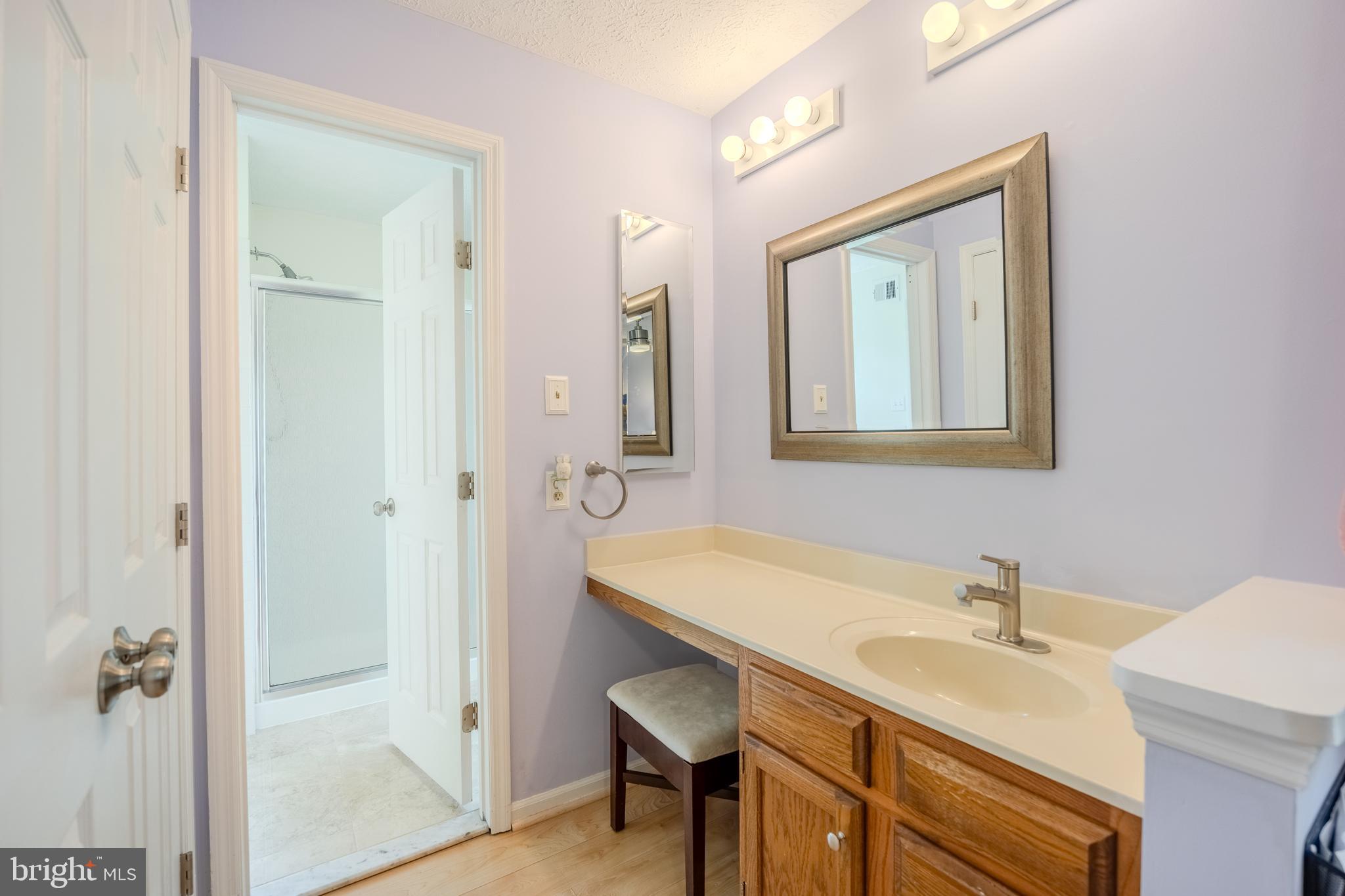 RIVER HILL - Residential