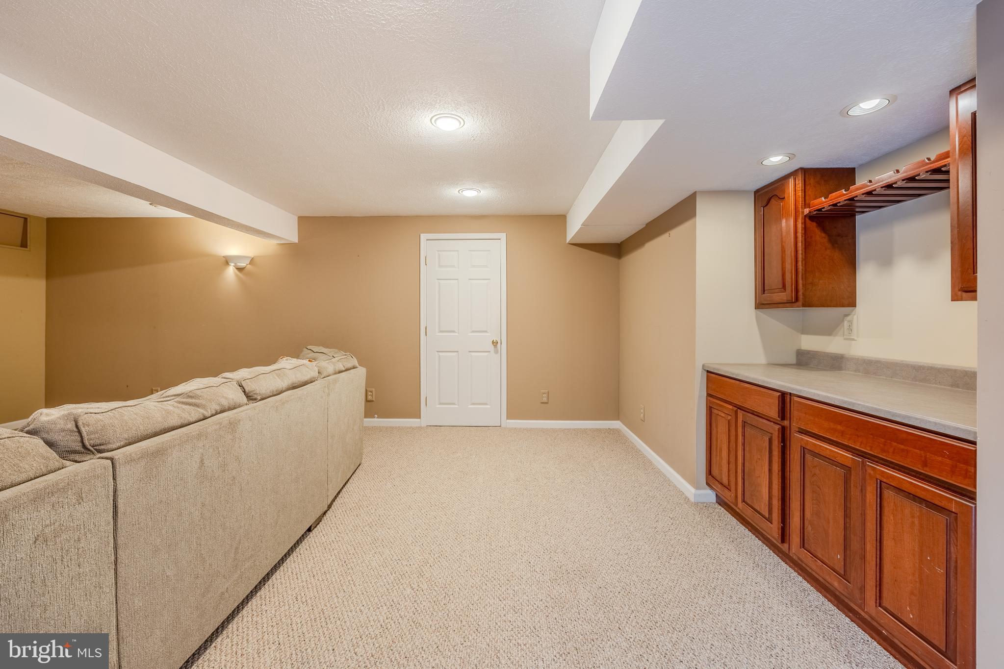 RIVER HILL - Residential