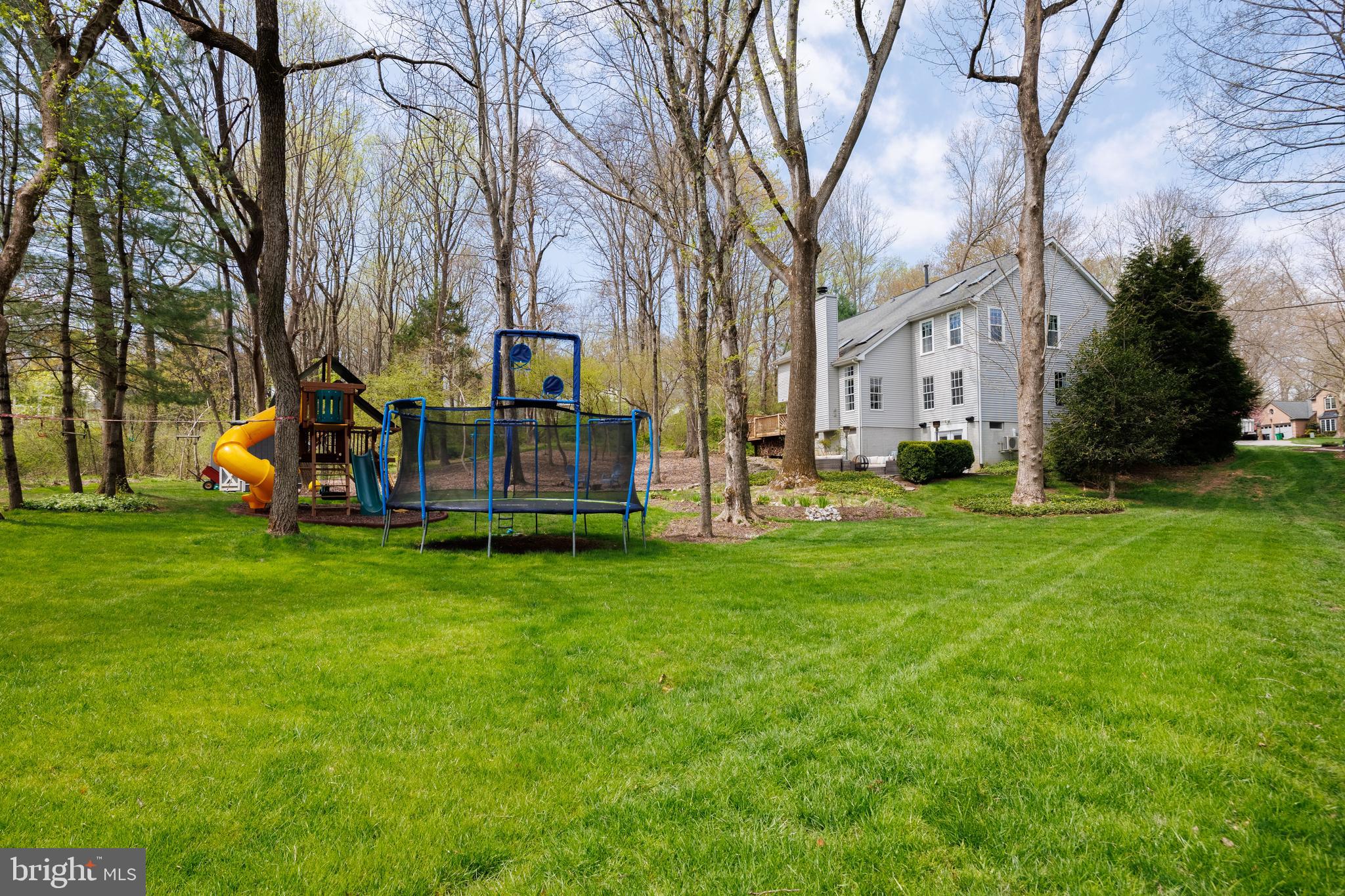 RIVER HILL - Residential