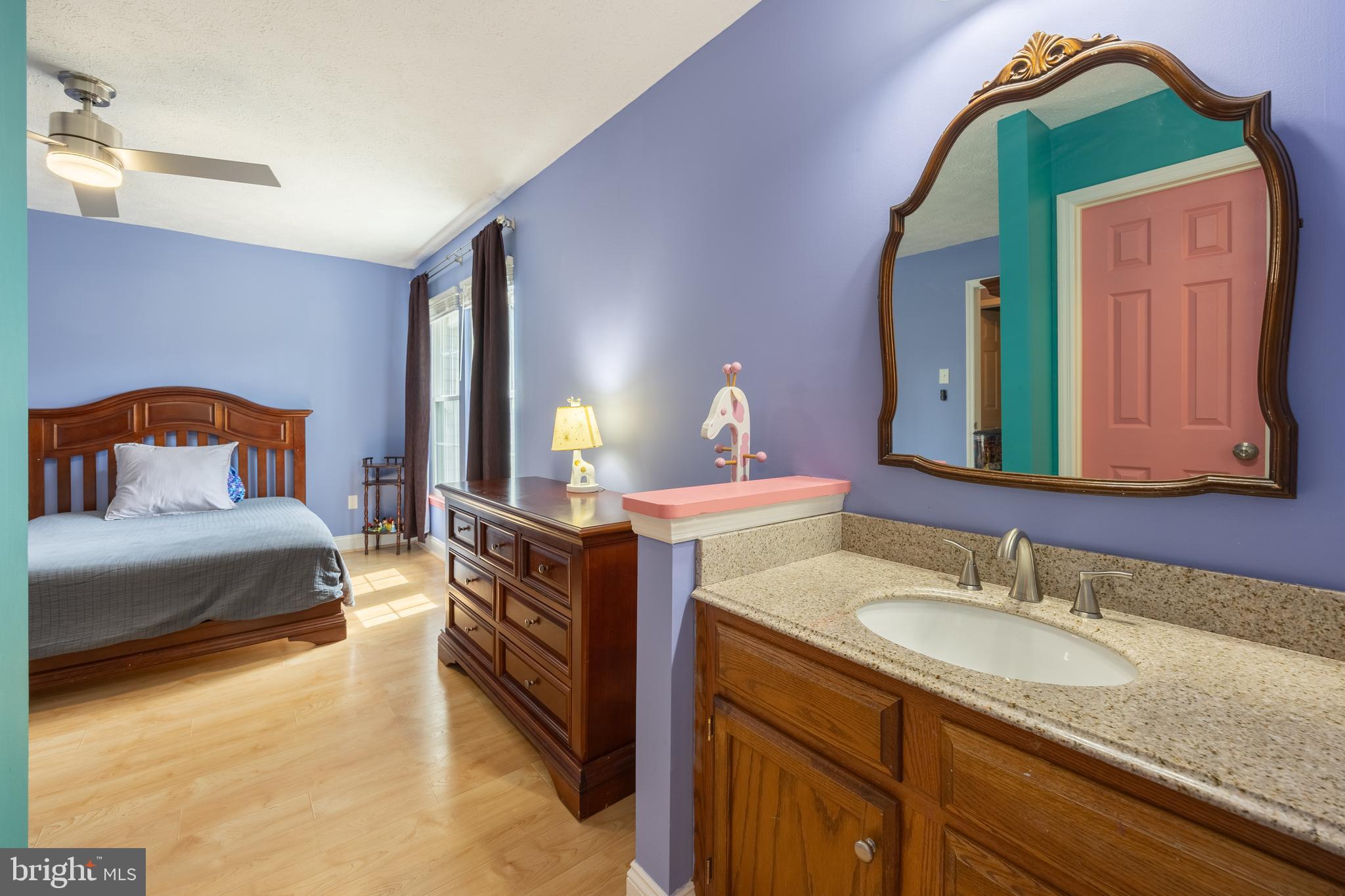 RIVER HILL - Residential