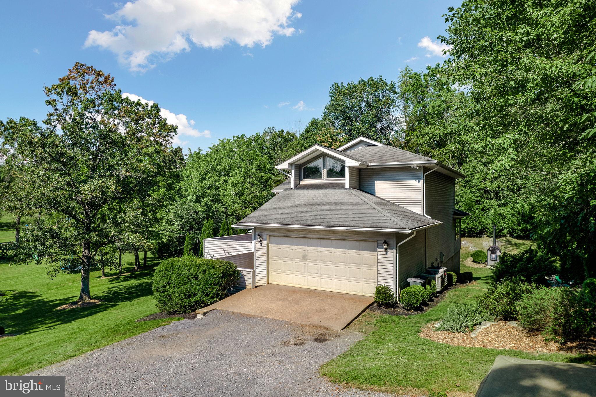 KING ESTATES - Residential