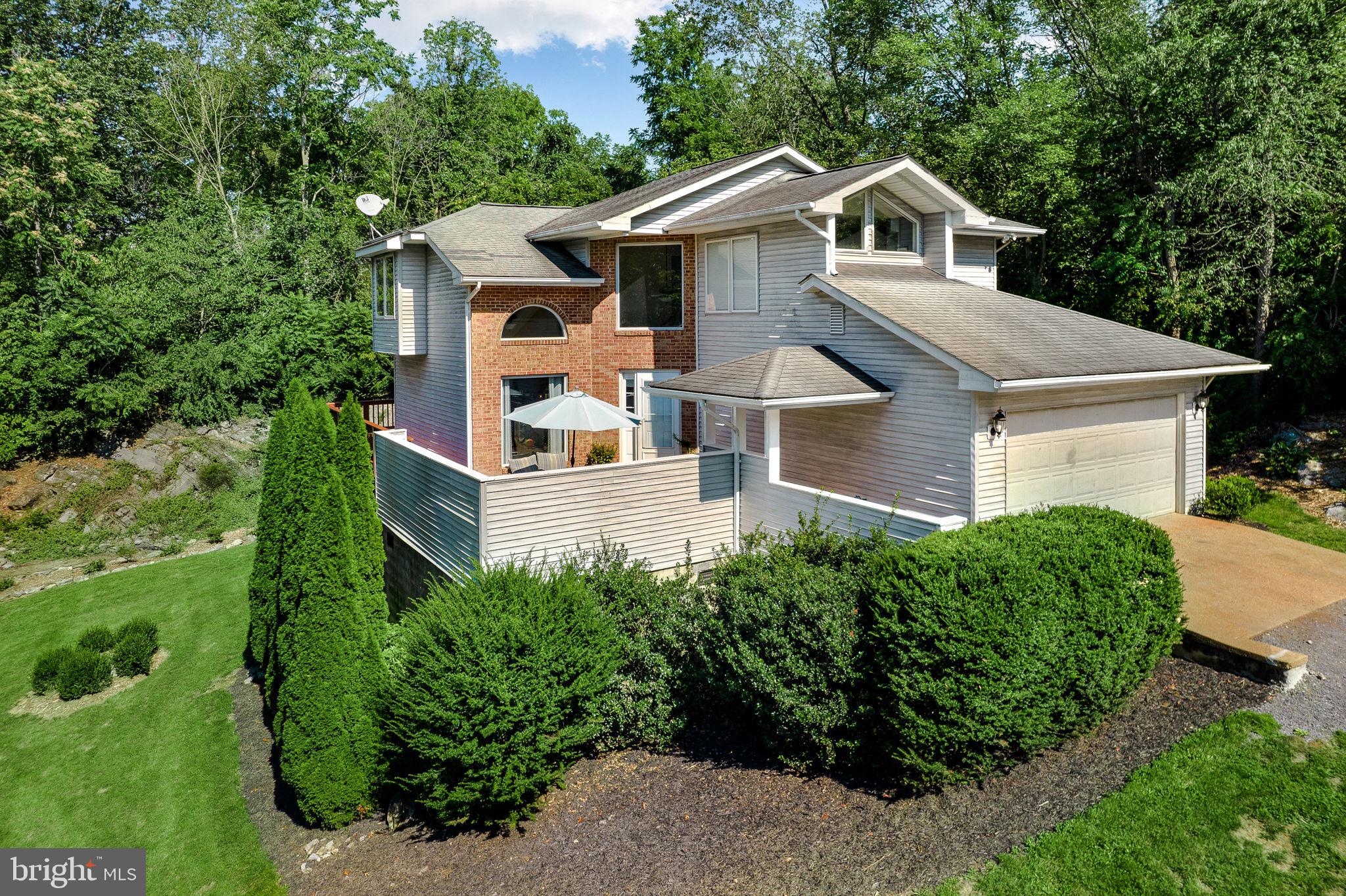 KING ESTATES - Residential