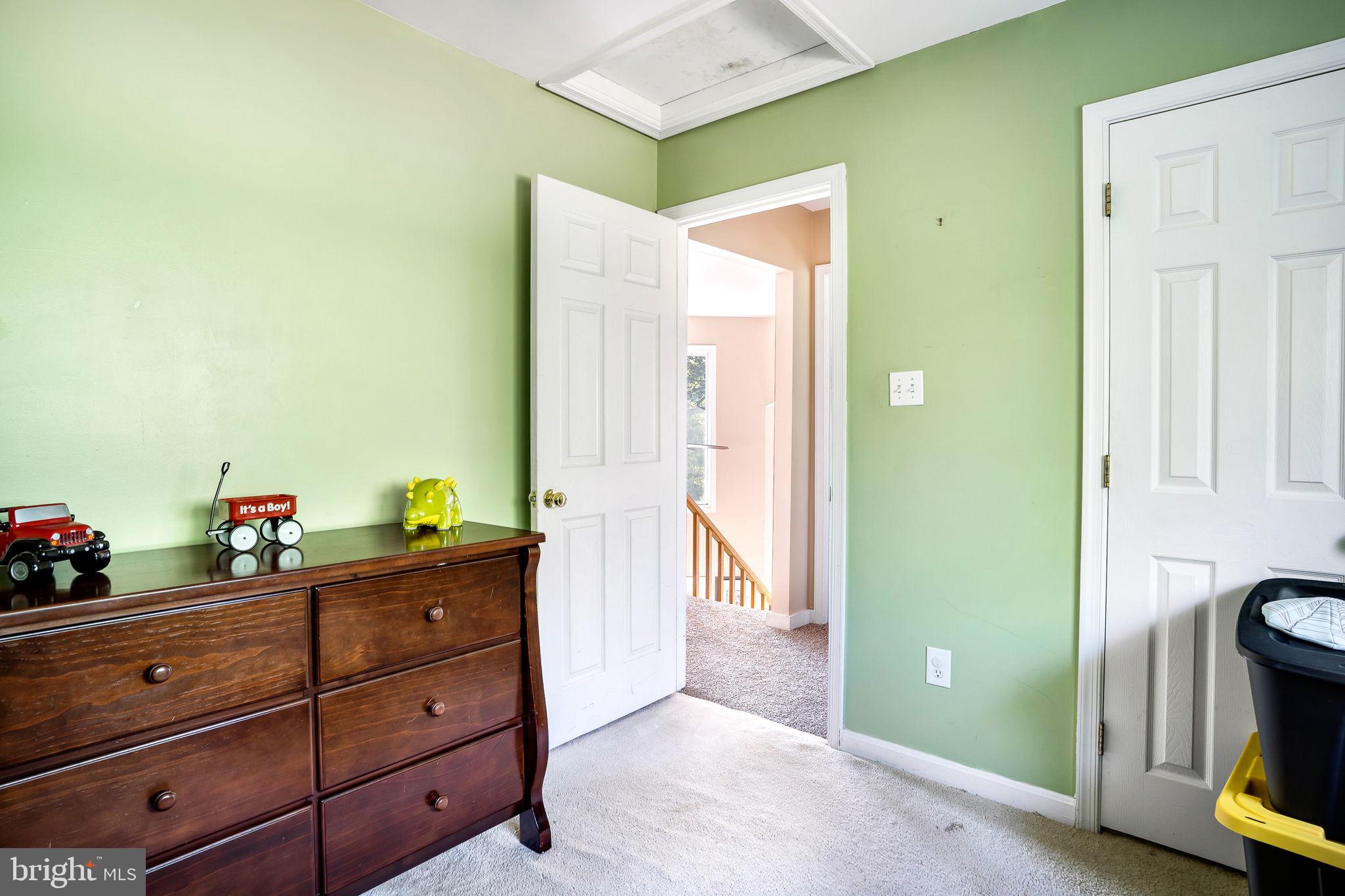 KING ESTATES - Residential