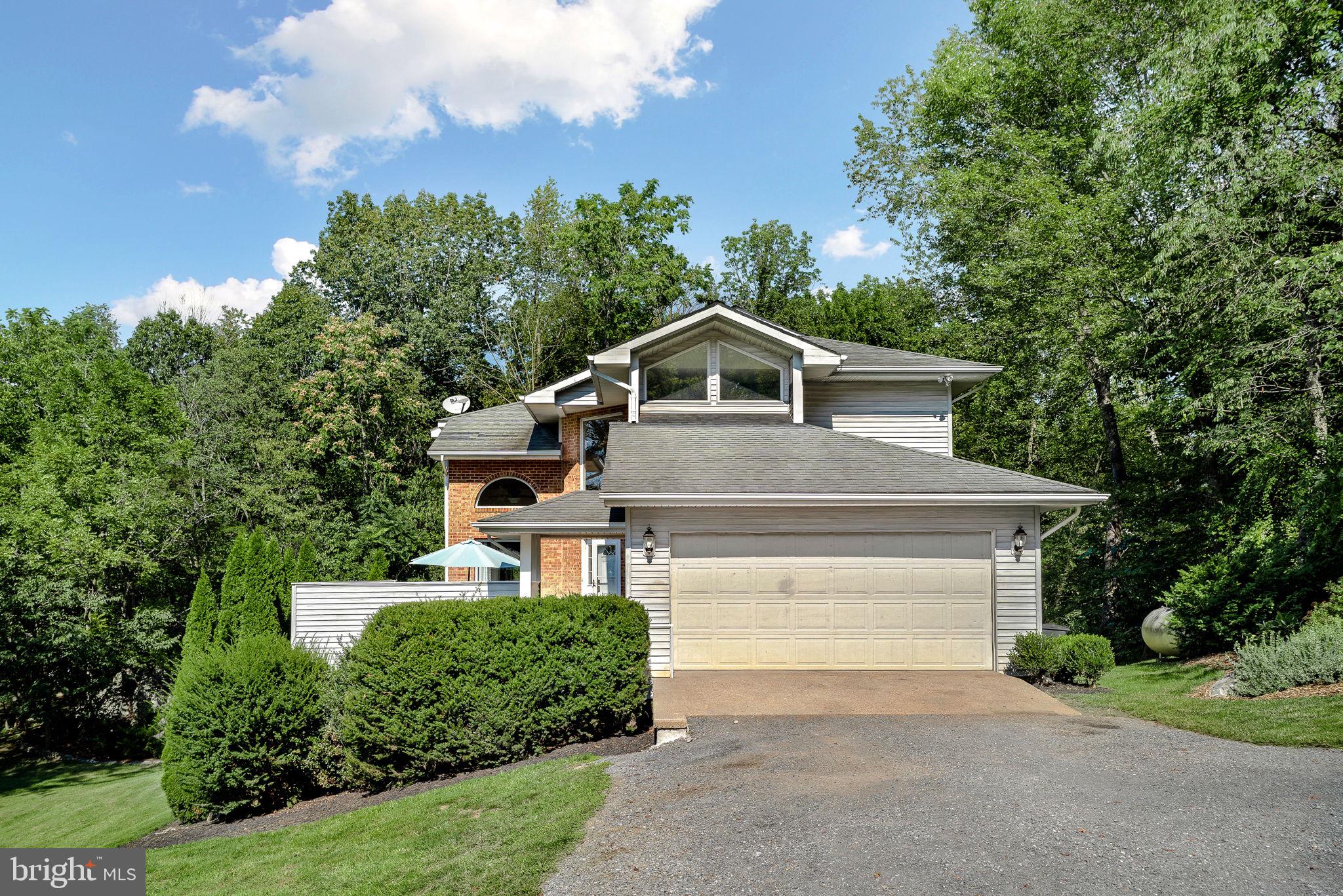 KING ESTATES - Residential