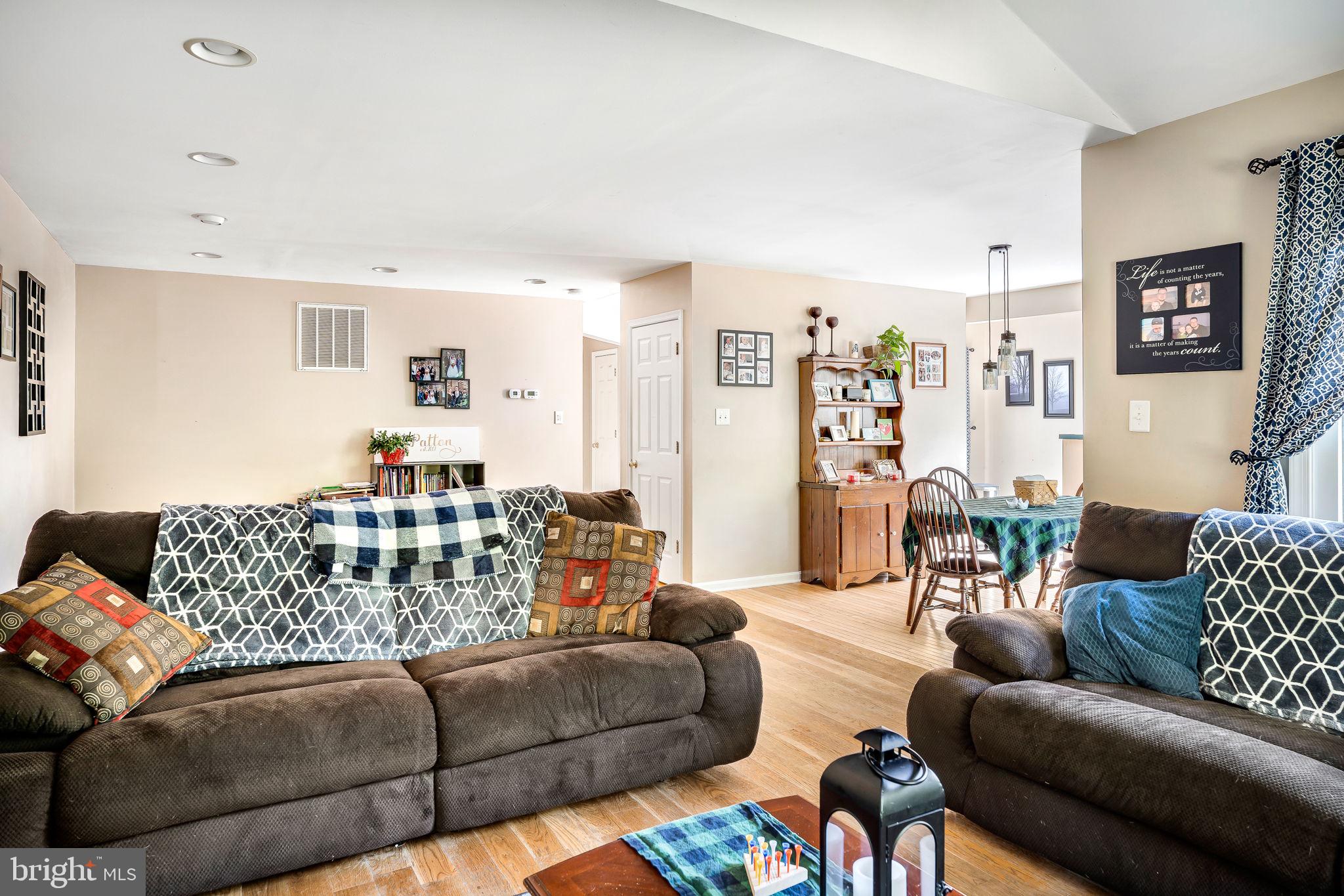 KING ESTATES - Residential