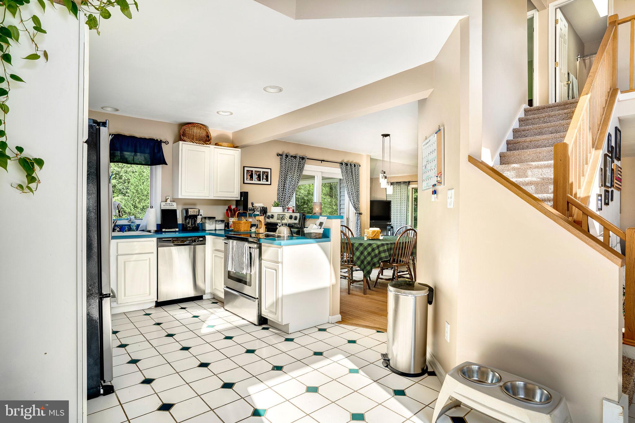 KING ESTATES - Residential