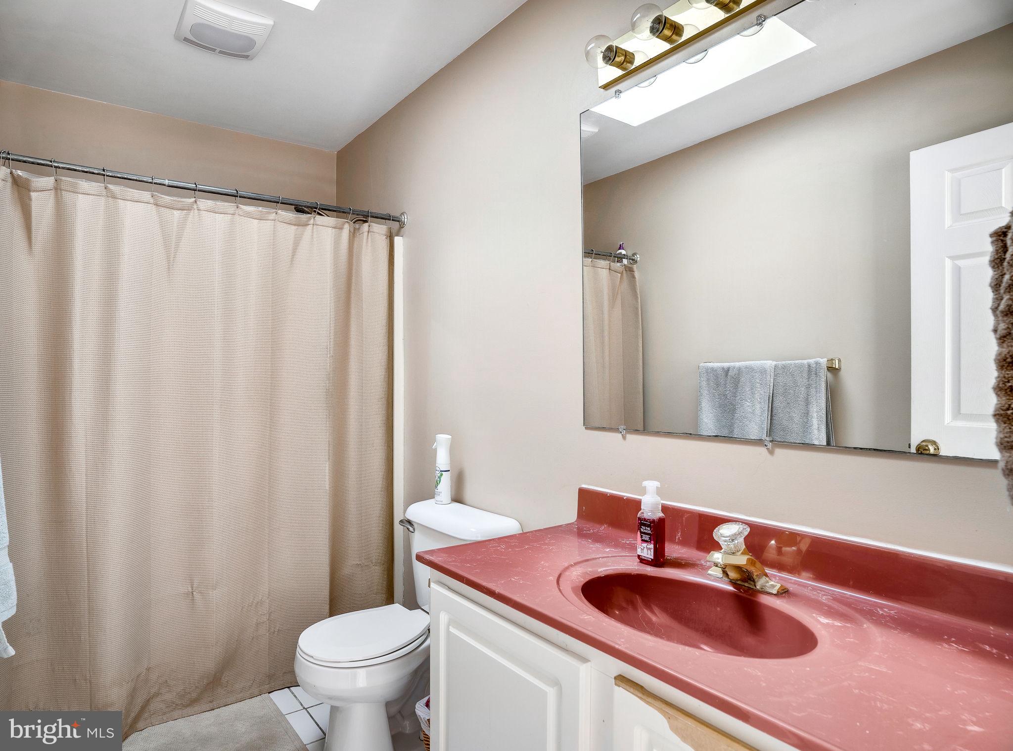 KING ESTATES - Residential