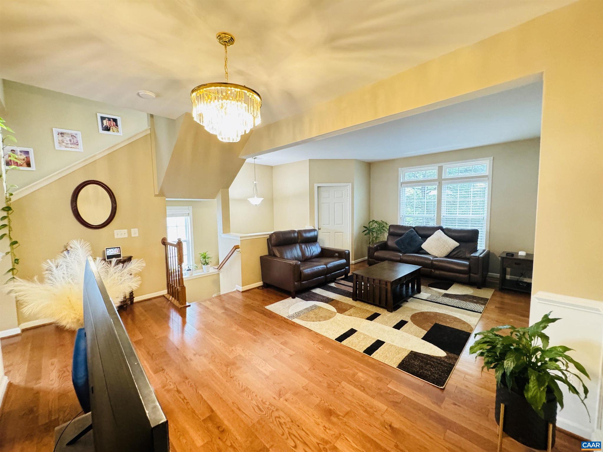ABINGTON PLACE - Residential Lease