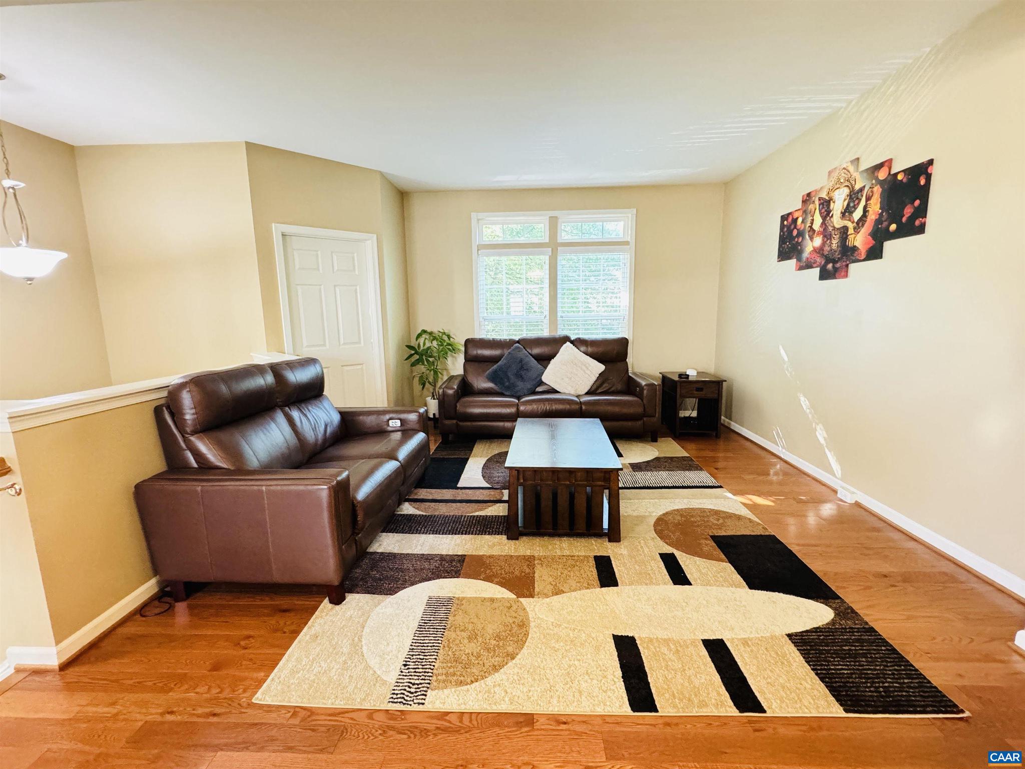 ABINGTON PLACE - Residential Lease