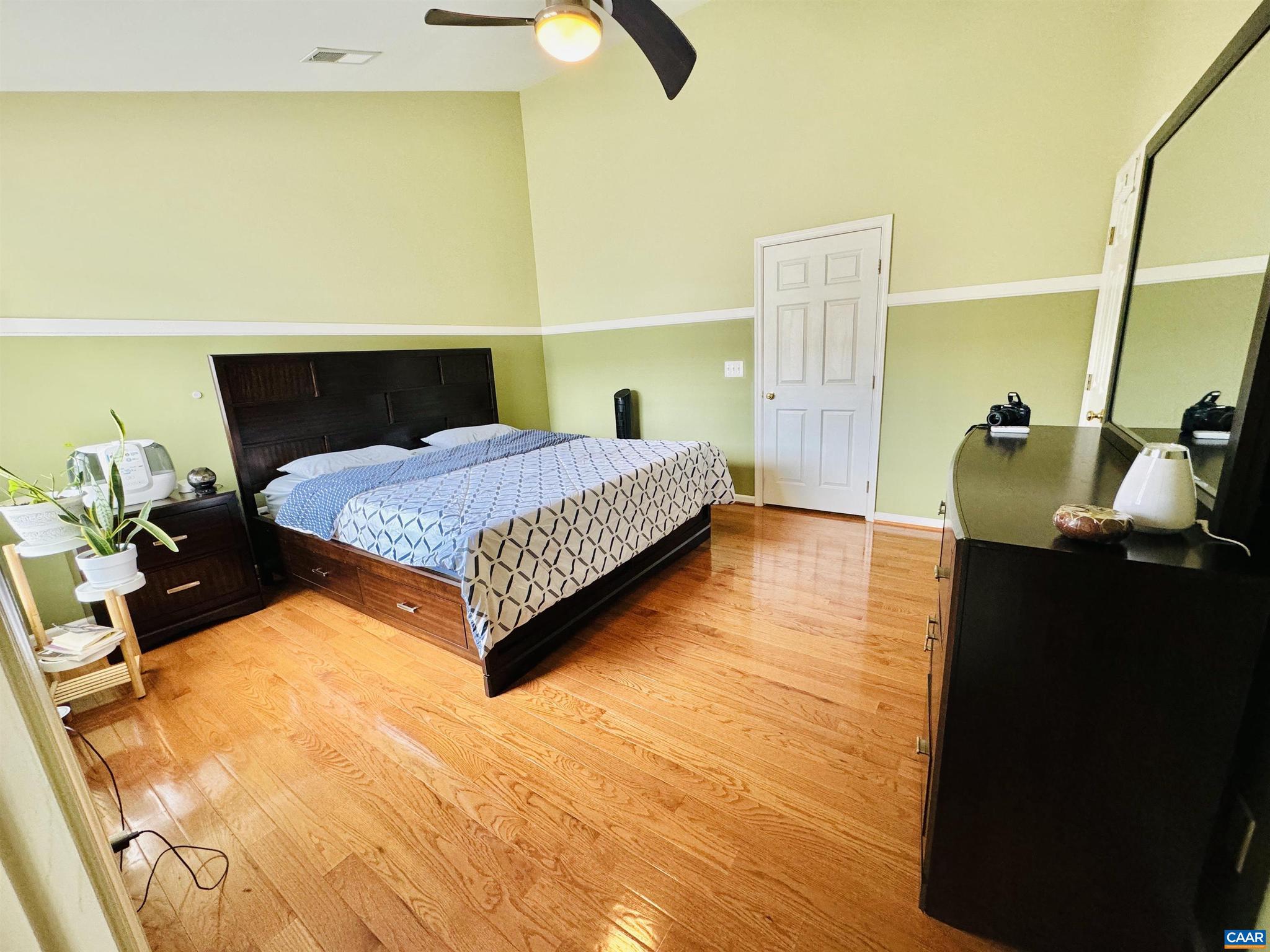 ABINGTON PLACE - Residential Lease