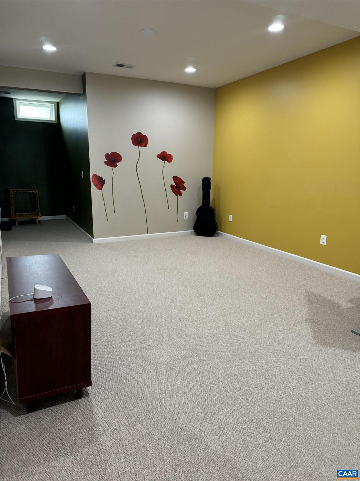 ABINGTON PLACE - Residential Lease