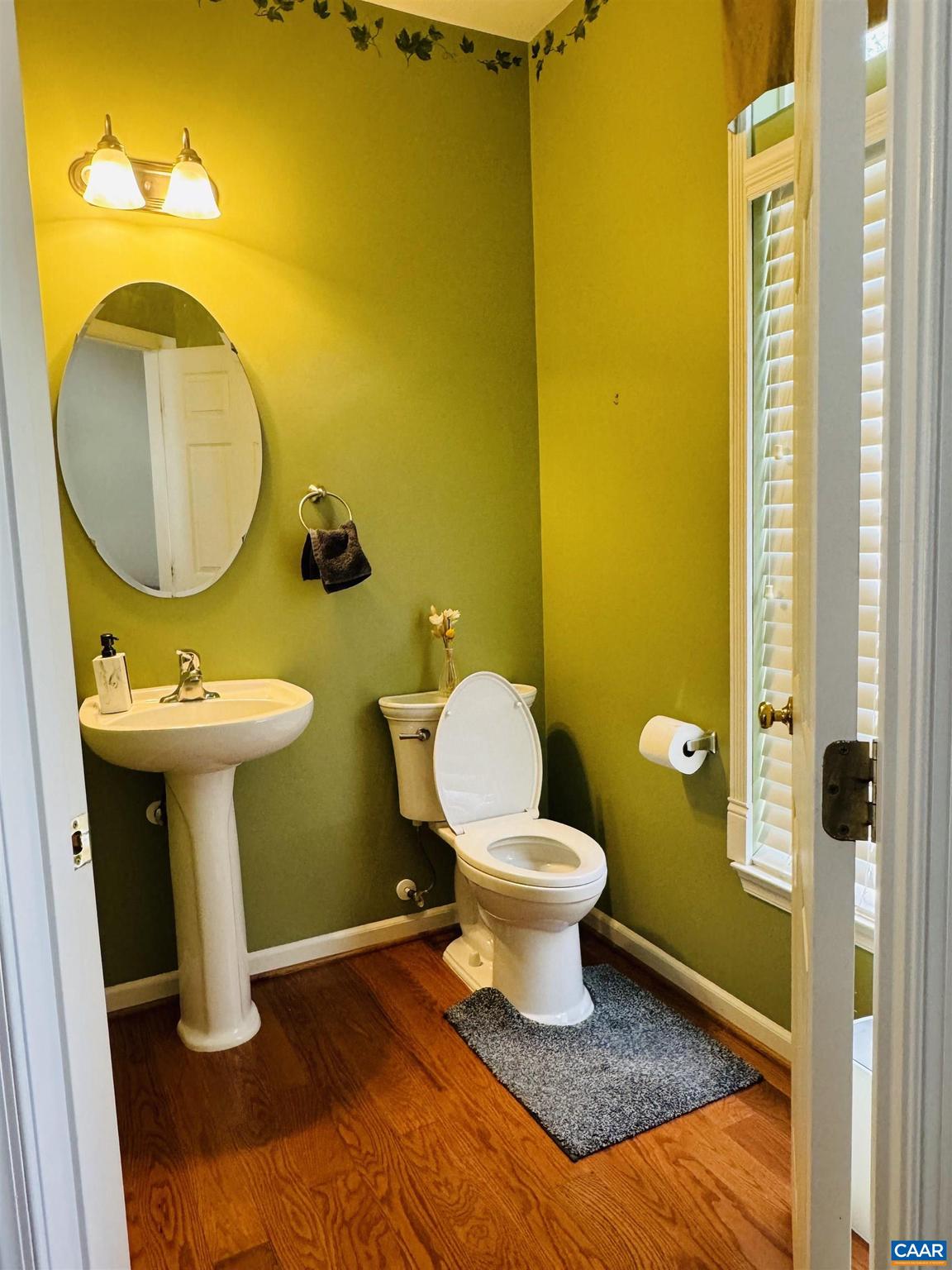 ABINGTON PLACE - Residential Lease