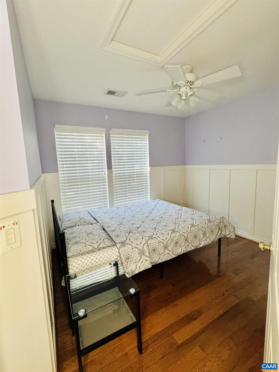 ABINGTON PLACE - Residential Lease