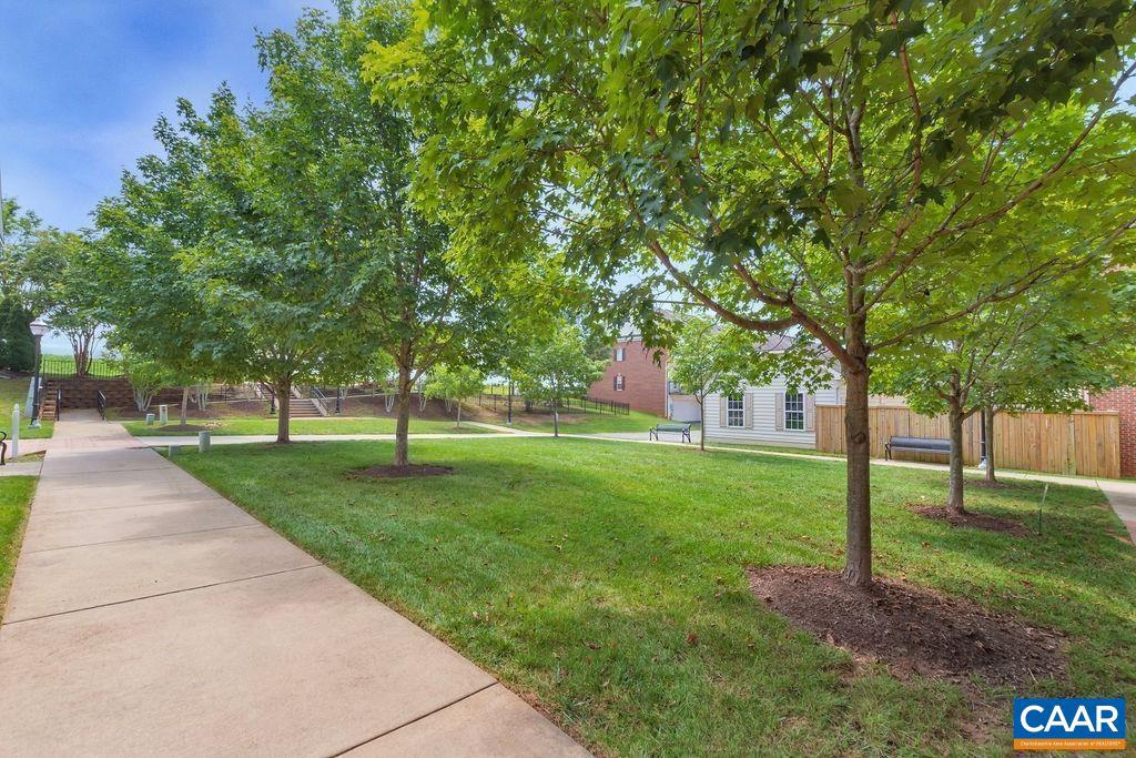 ABINGTON PLACE - Residential Lease
