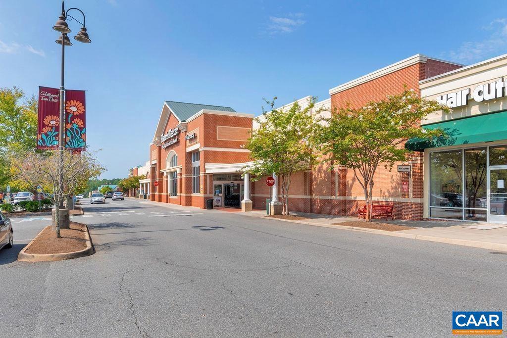 ABINGTON PLACE - Residential Lease