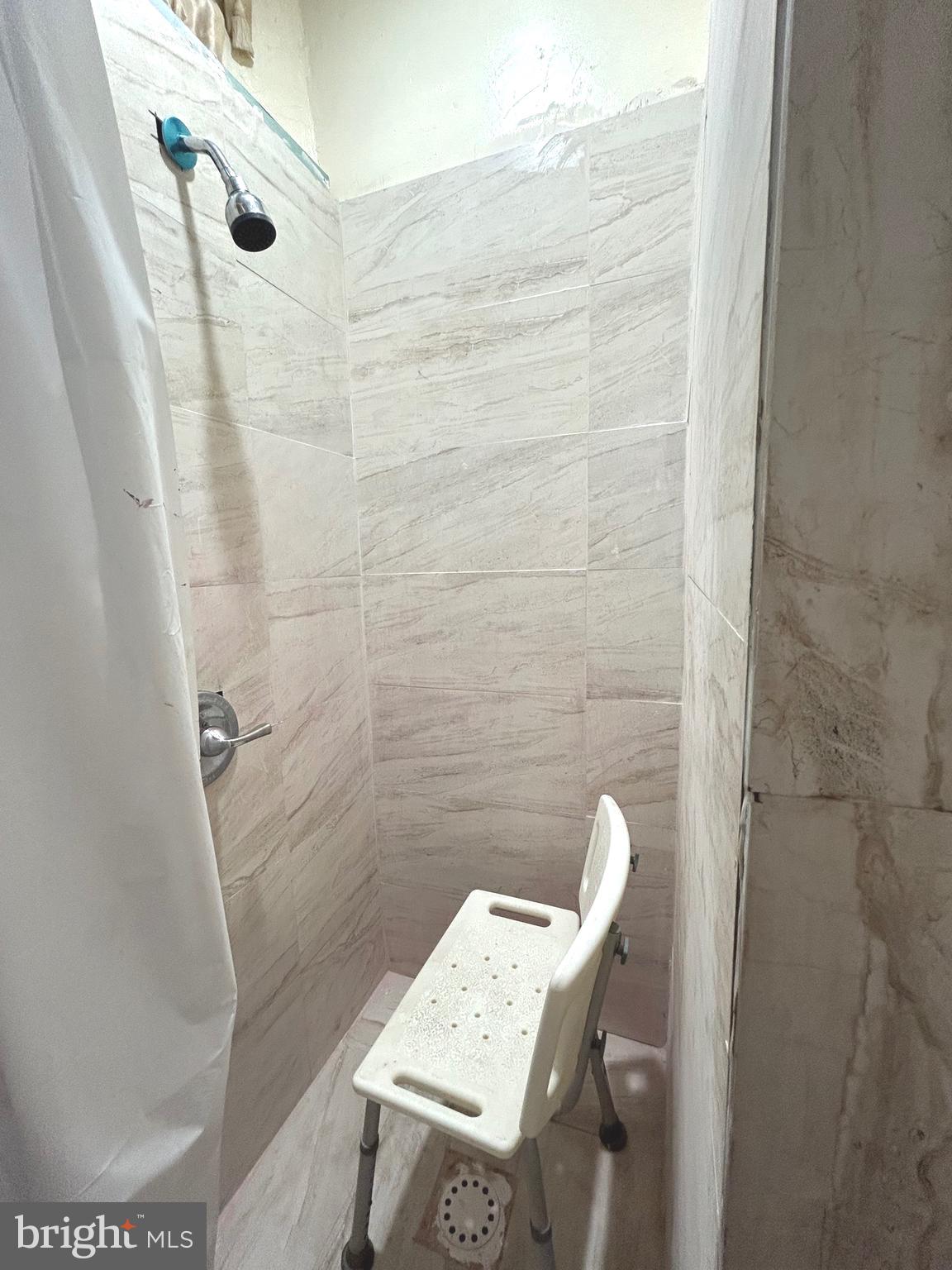 KENSINGTON - Residential