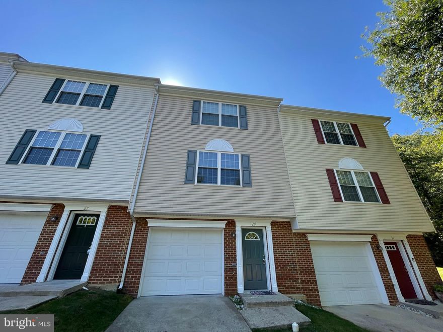 Gorgeous townhome in sought after, centrally located townhome community! This gem is minutes from 95, Stafford courthouse & so much more! Walk- in basement level, finished laundry room (washer/ dryer provided as is). Main level features spacious floor plan. Separate Living and dining room areas, walk through kitchen to oversized pantry! Half bath off dining room area. Upper level features 3 spacious bedrooms 2 full bathrooms. 1 car garage. Community amenities include: business center, pool, tot lot/ playgrounds, 24 hour maintenance! Ready for move in!