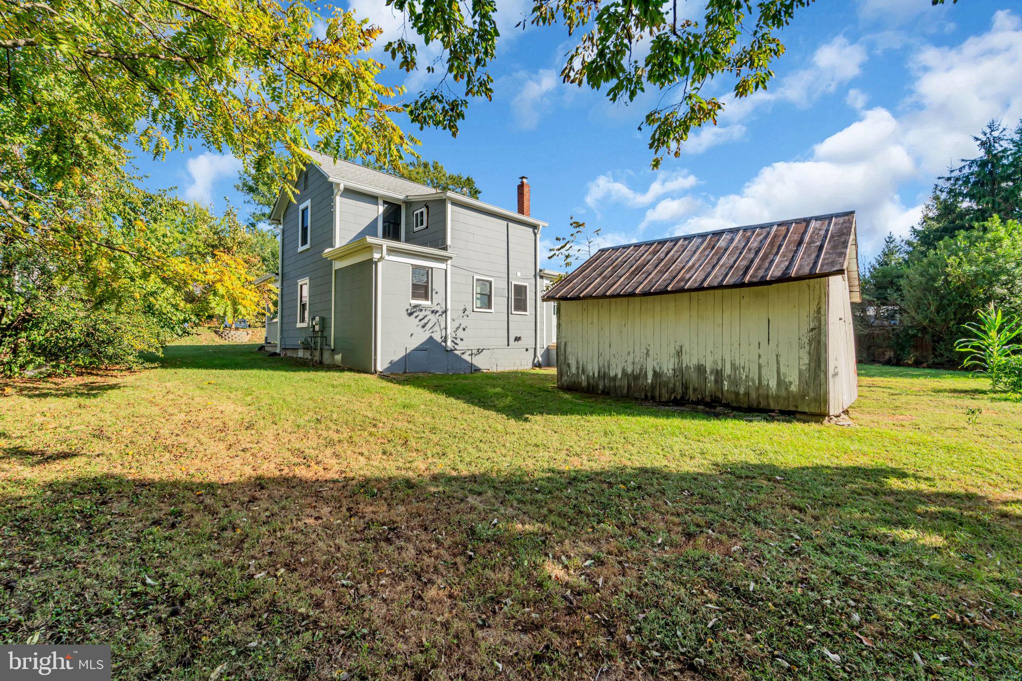 OLD TOWN HERNDON - Residential