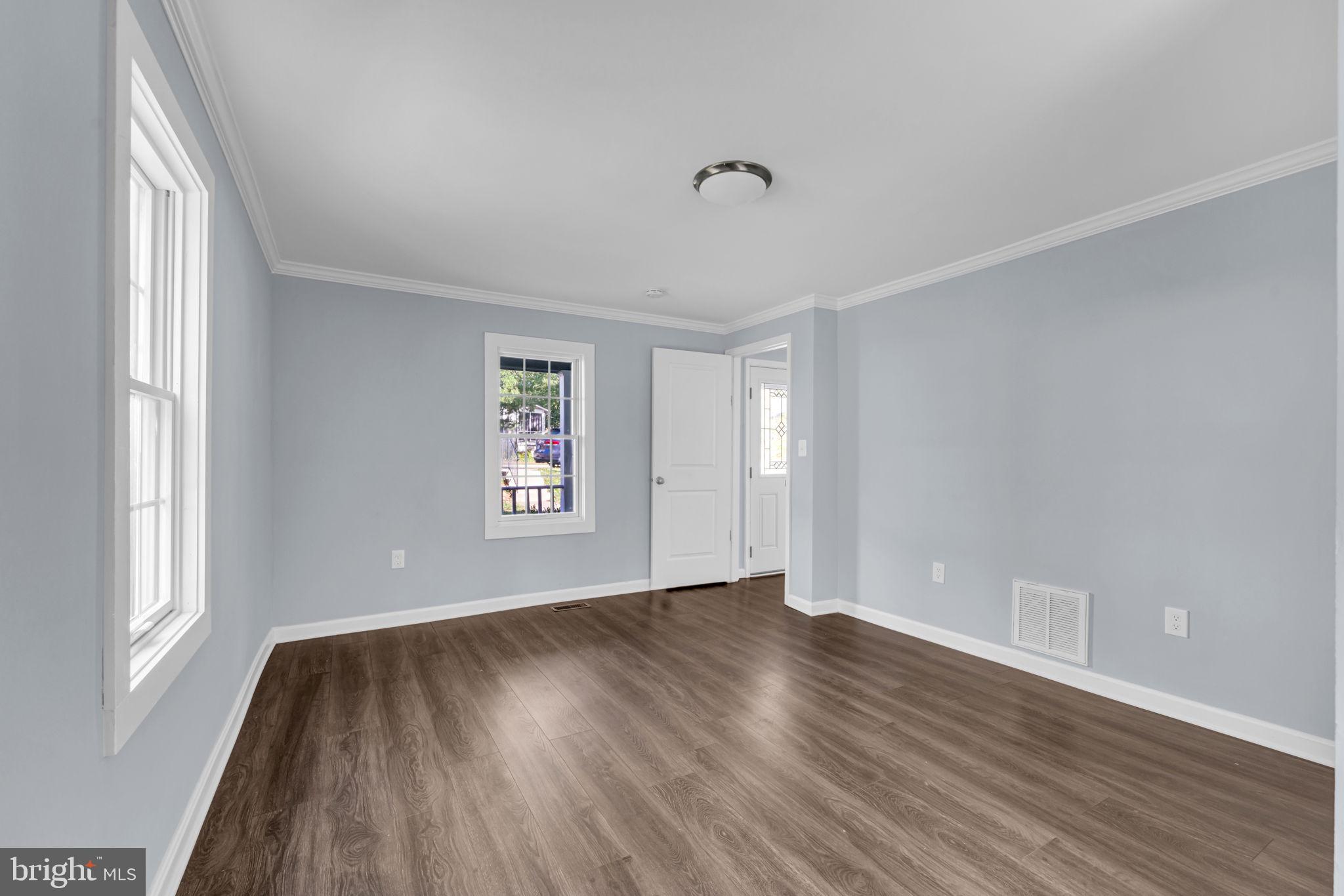 OLD TOWN HERNDON - Residential