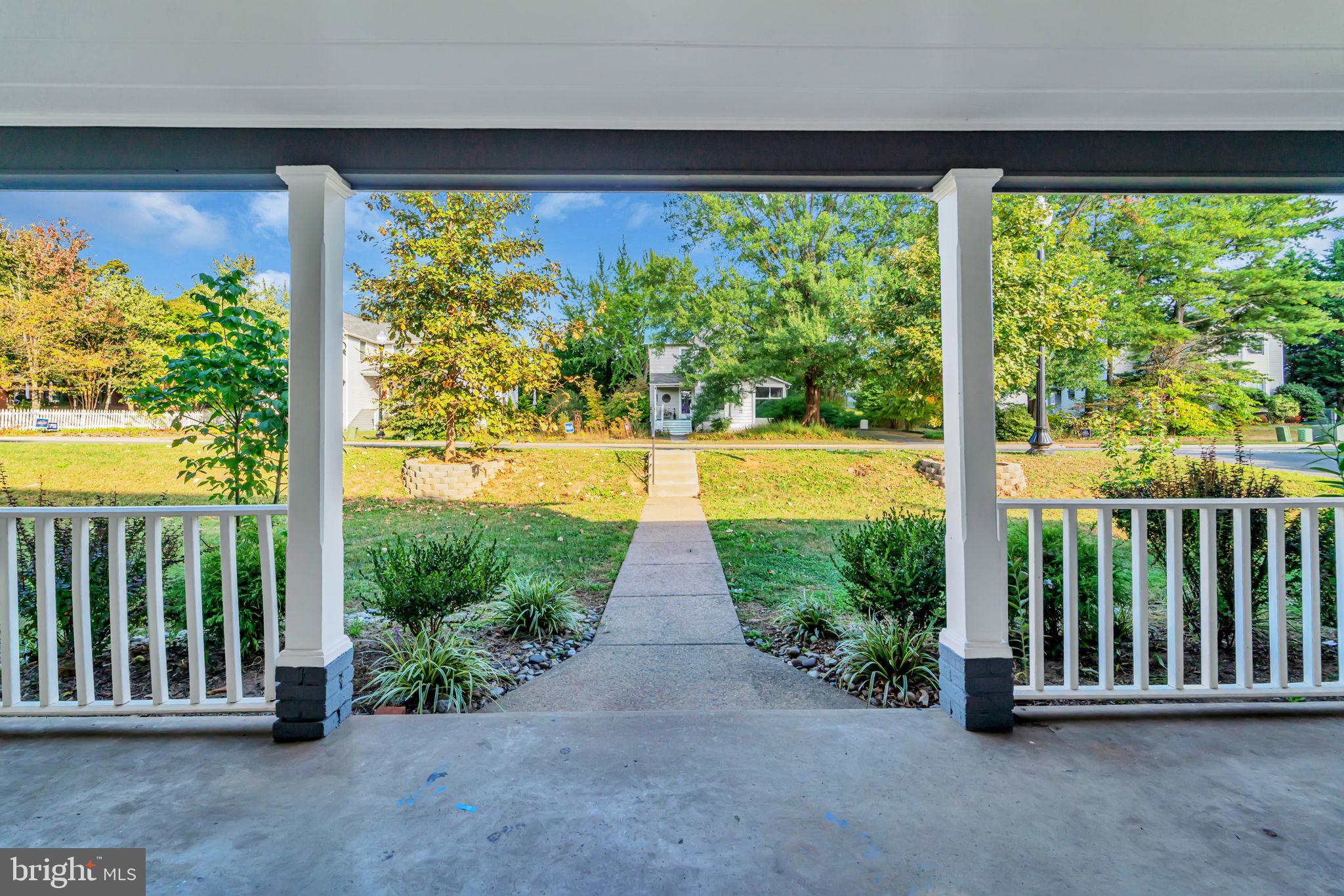 OLD TOWN HERNDON - Residential