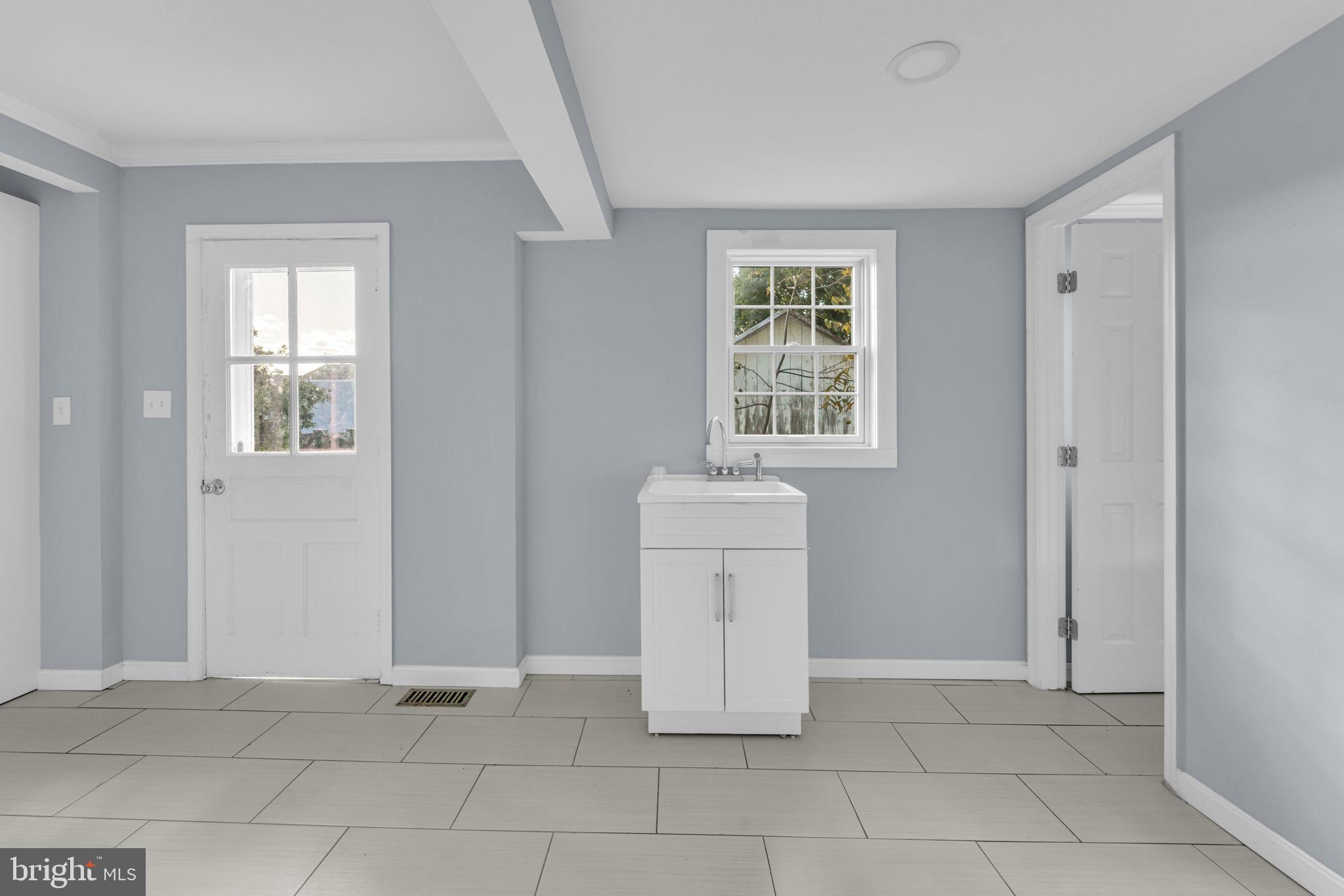 OLD TOWN HERNDON - Residential