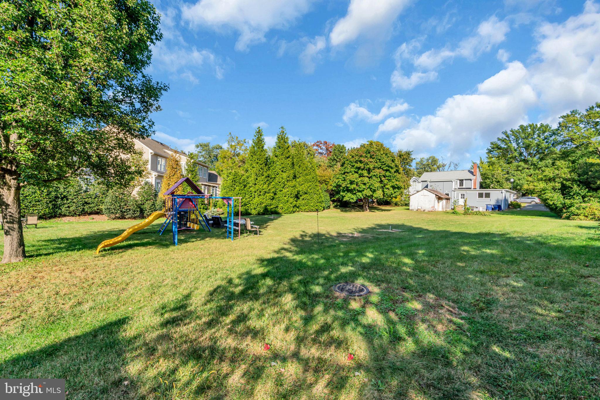 OLD TOWN HERNDON - Residential