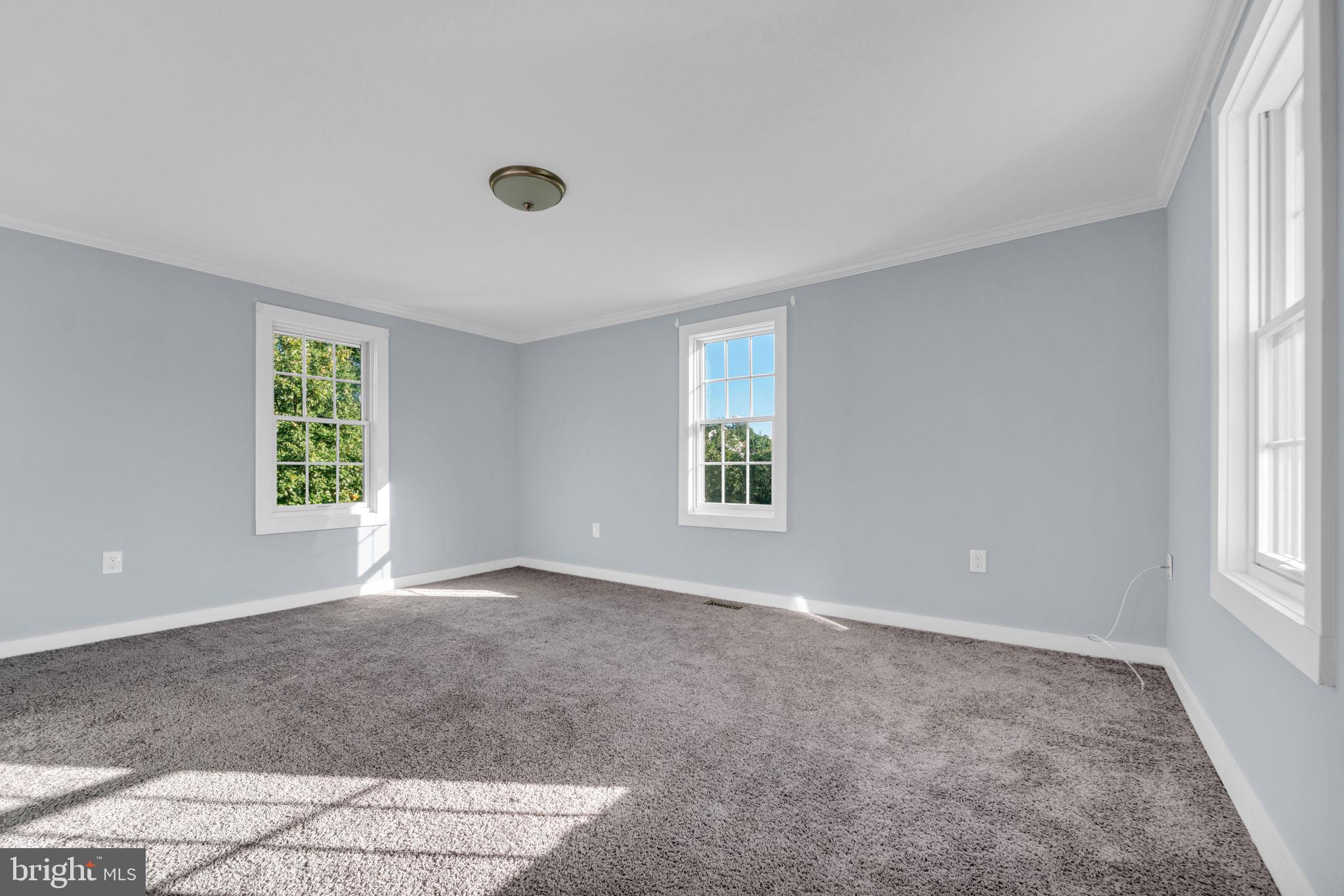 OLD TOWN HERNDON - Residential