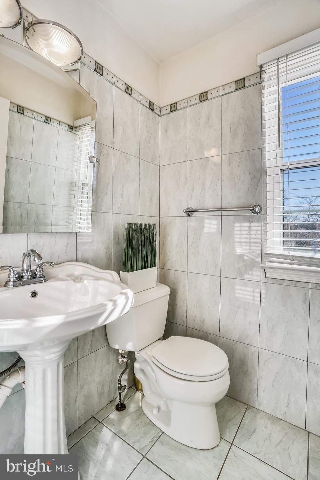 SUBURBIA - Residential