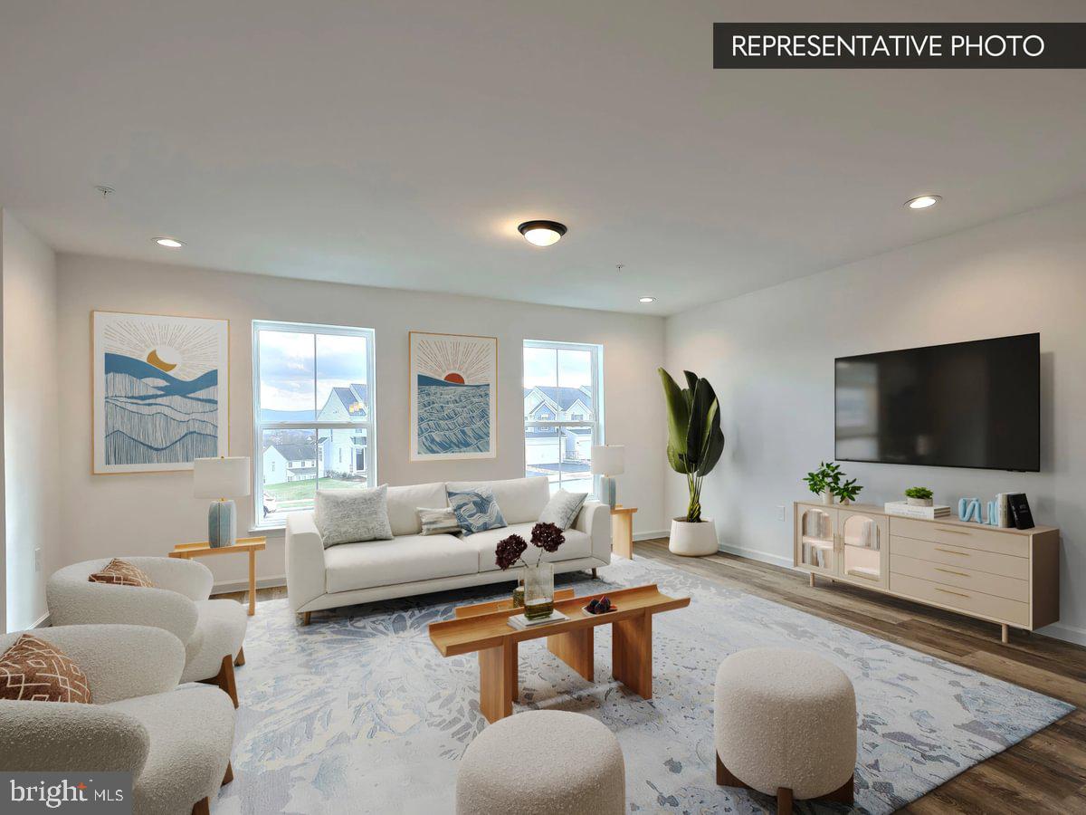 LOGAN GREENE - Residential