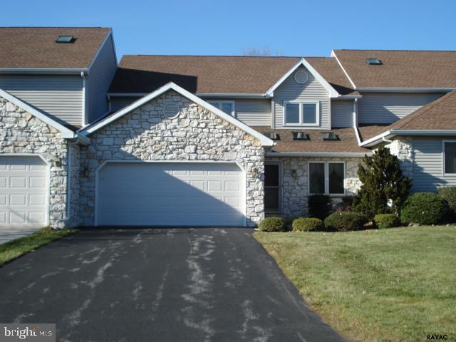 HERITAGE HILLS - Residential