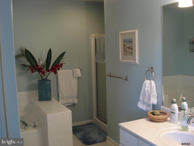 HERITAGE HILLS - Residential