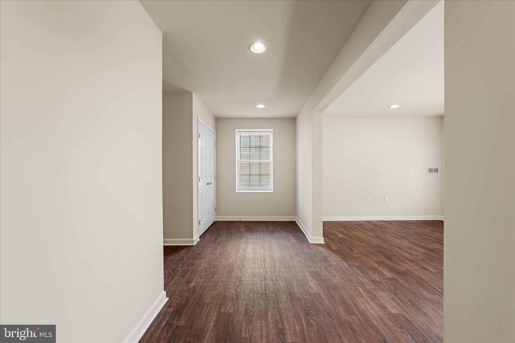 MANOR PARK - Residential