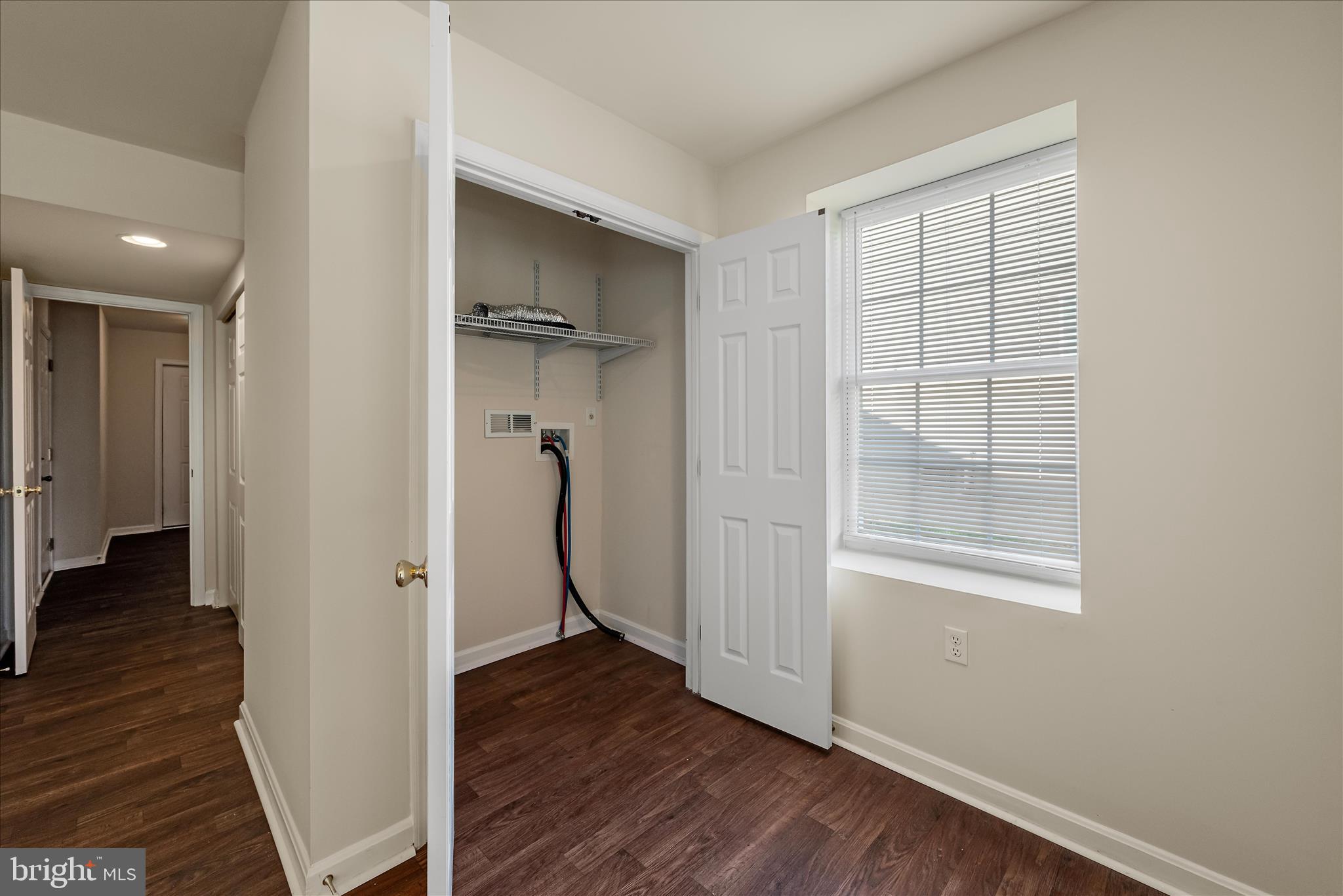 MANOR PARK - Residential