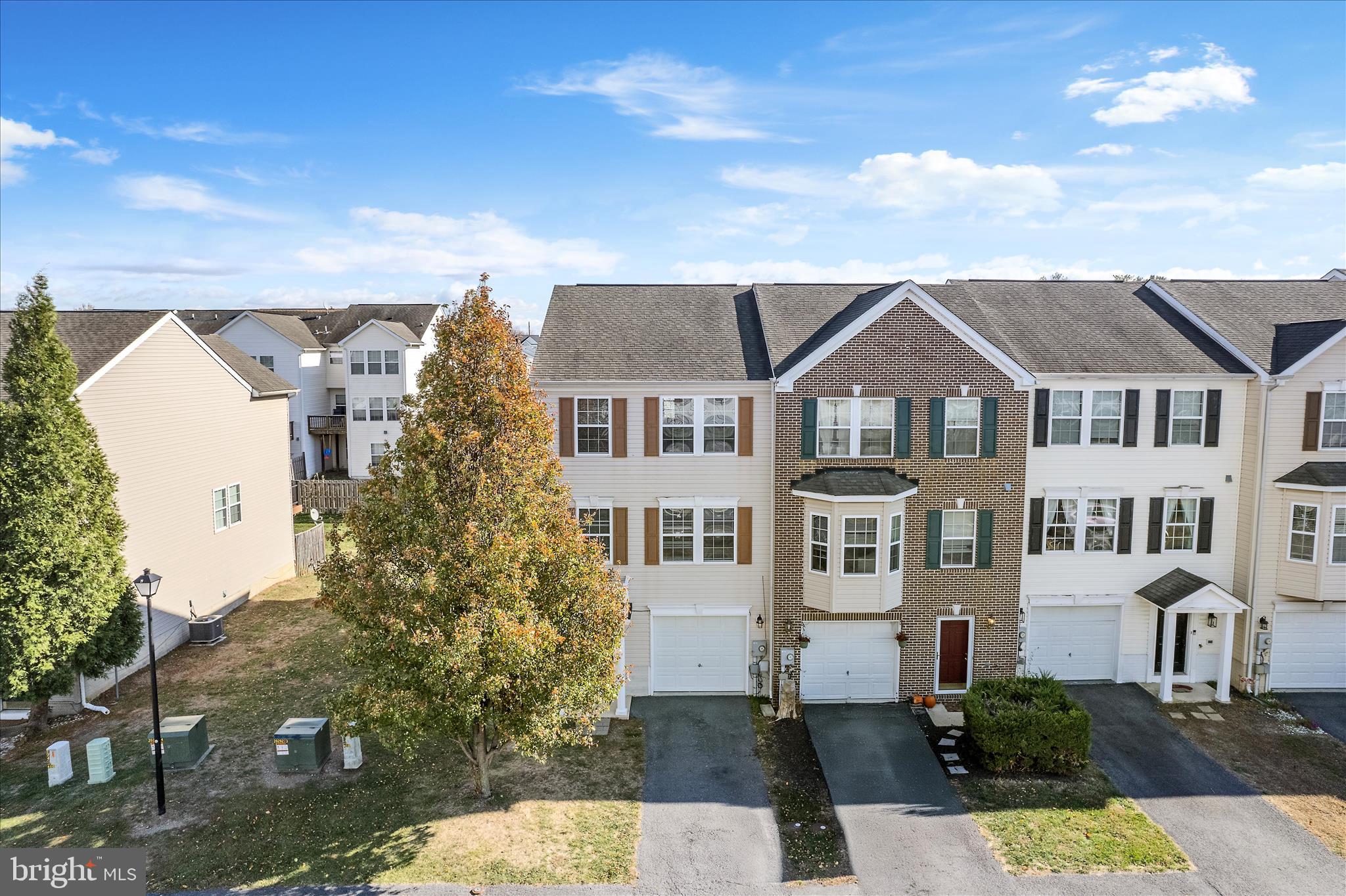 MANOR PARK - Residential