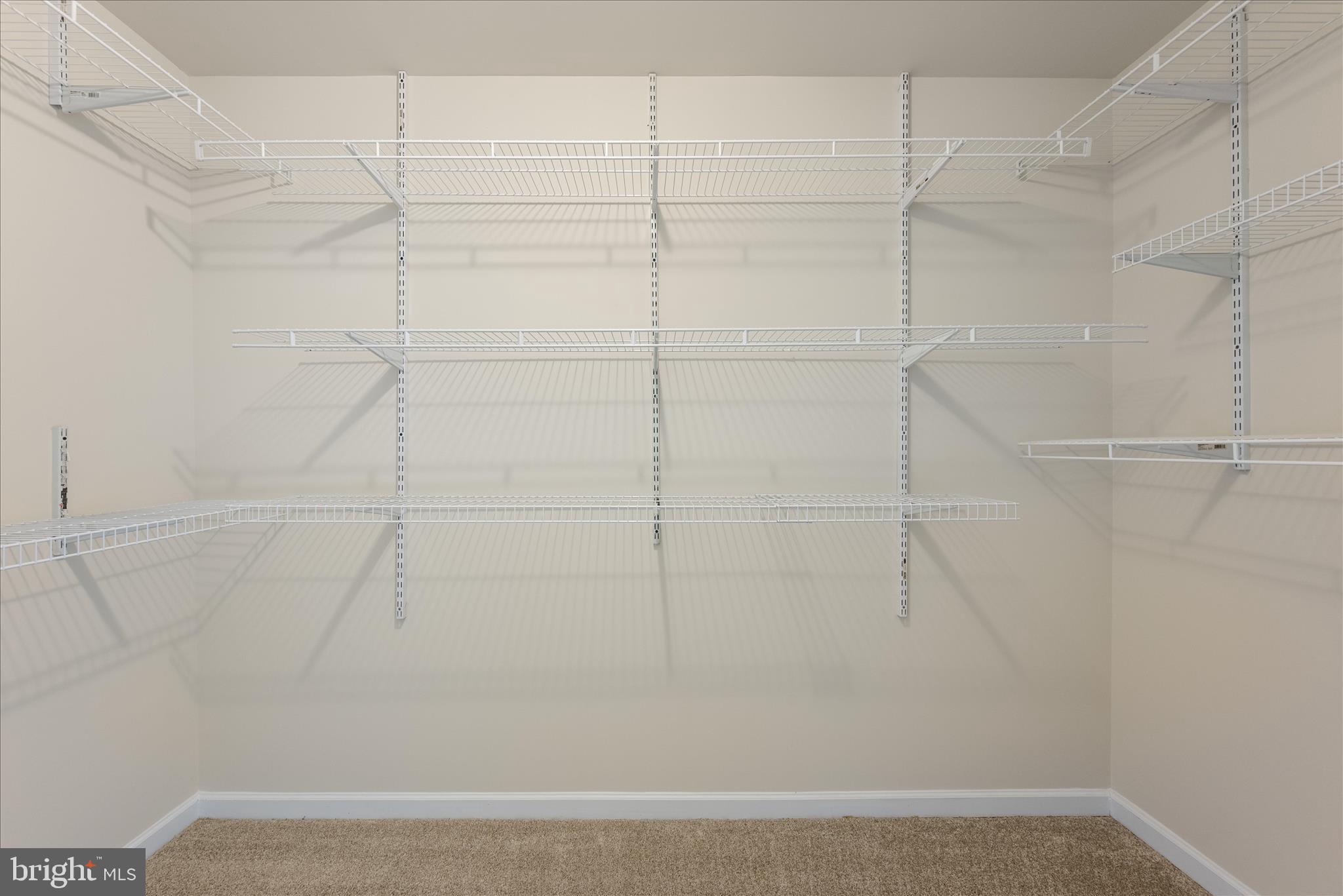 MANOR PARK - Residential