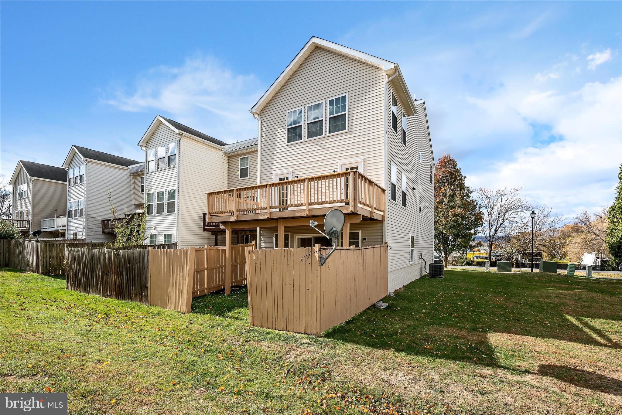 MANOR PARK - Residential